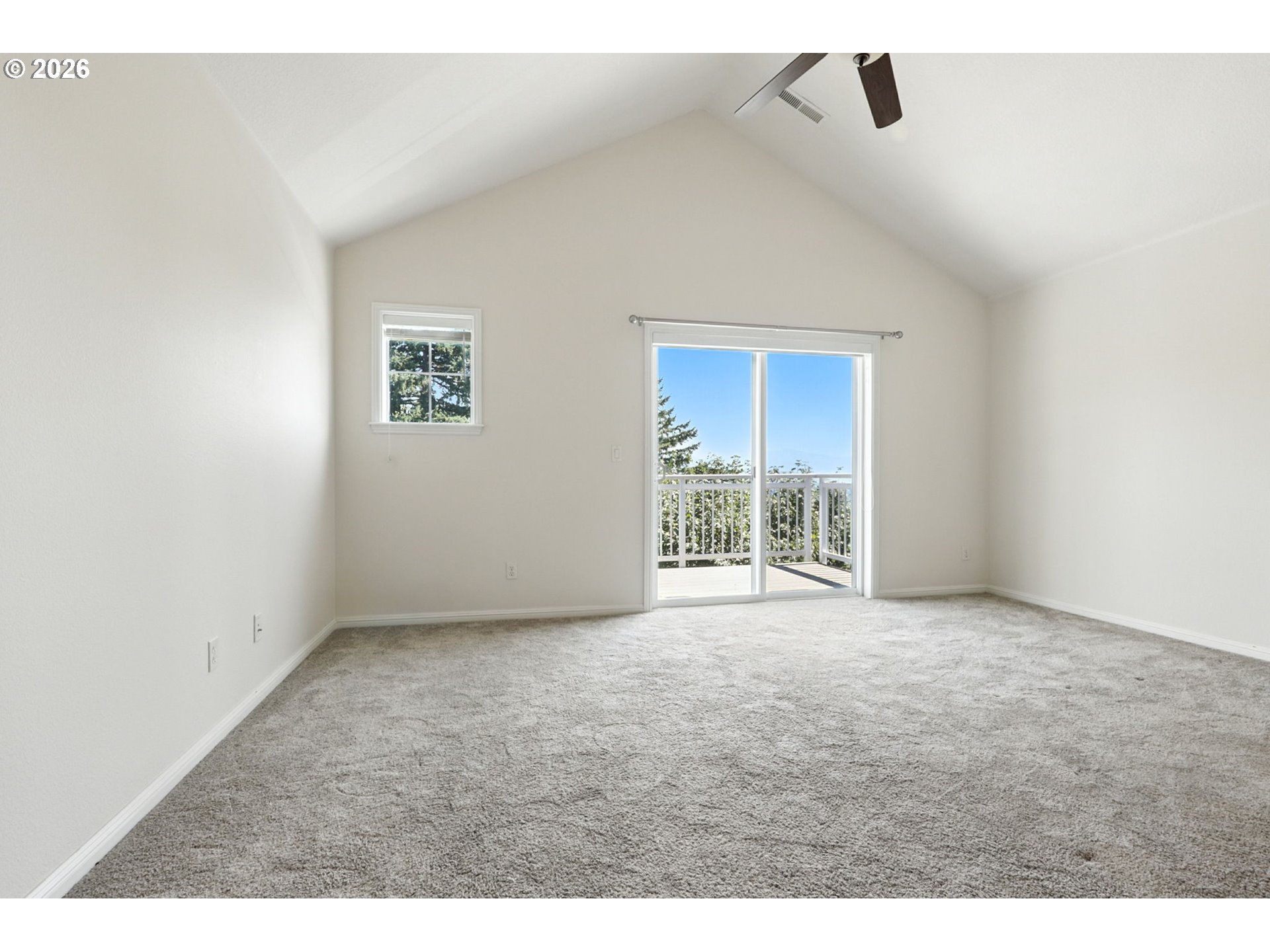 2052 Nw Fargo Loop Property Photo 12