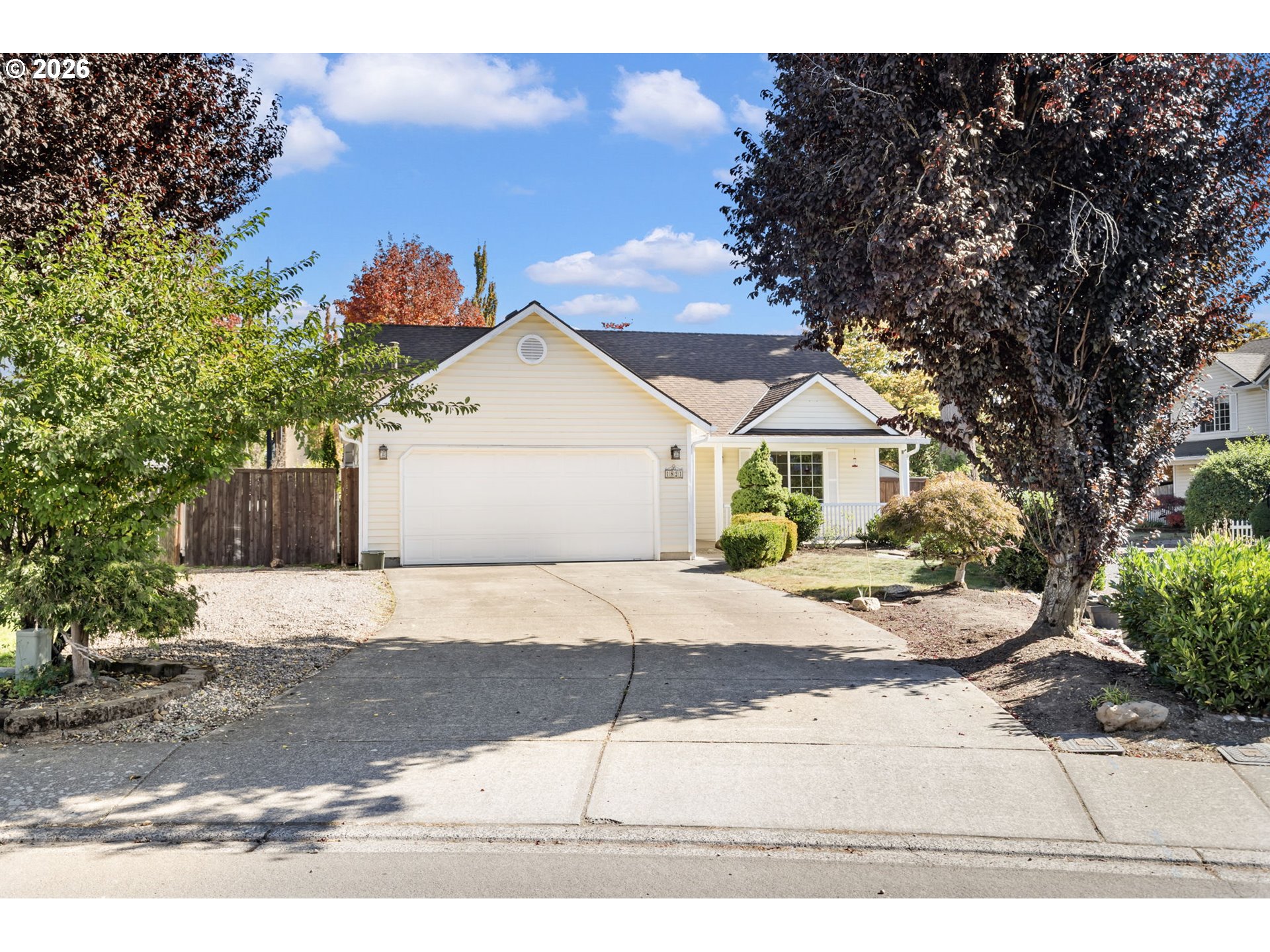 1821 SE 191ST PL Property Photo 1