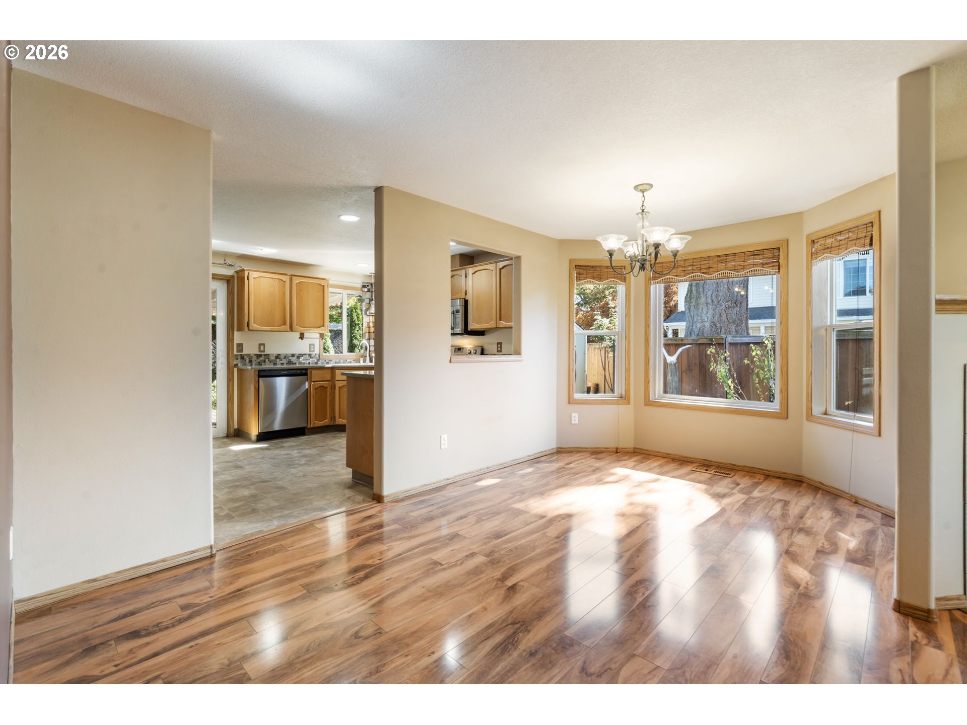 1821 Se 191st Pl Property Photo 5