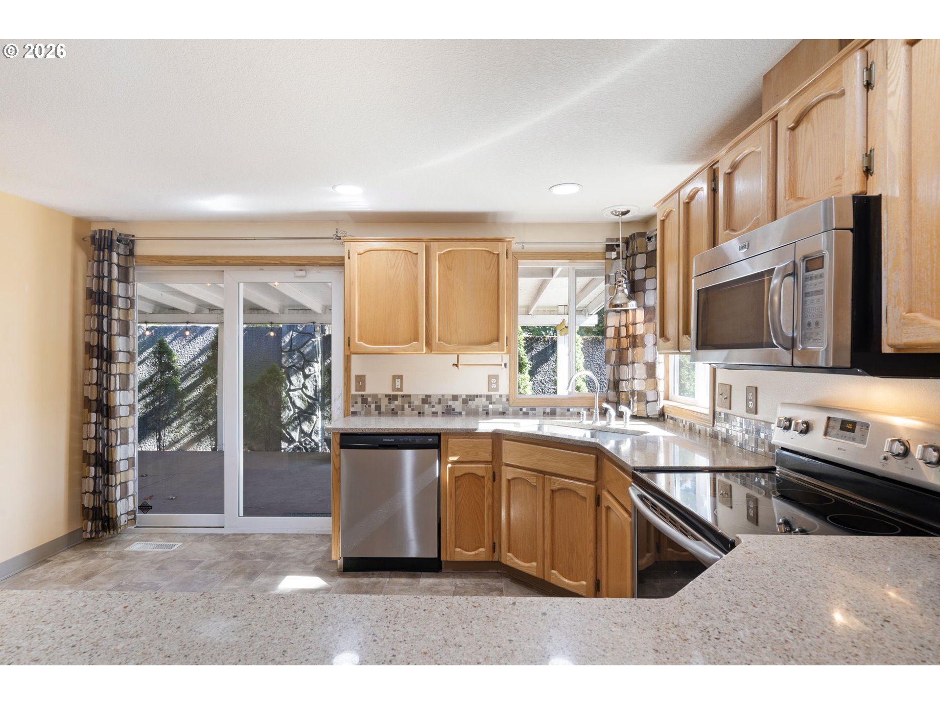 1821 Se 191st Pl Property Photo 11