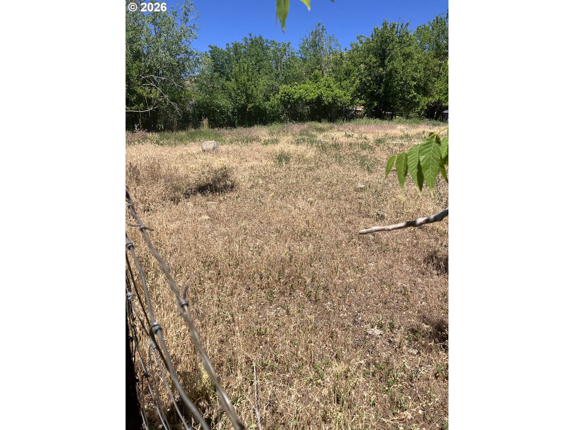 43149 SUMMIT CREEK RD Property Photo 1