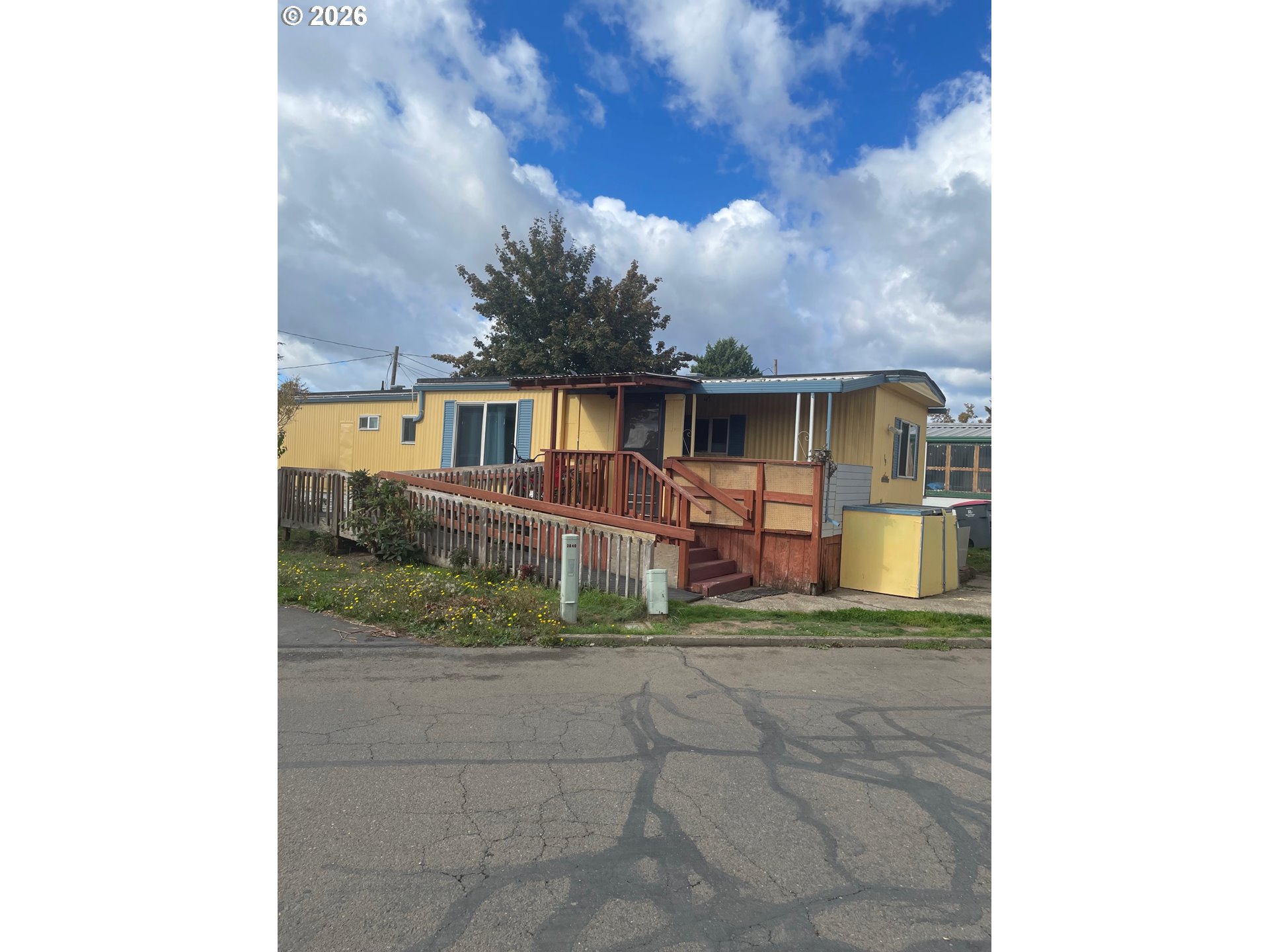 2400 Se Stratus Ave 19 Property Photo 1