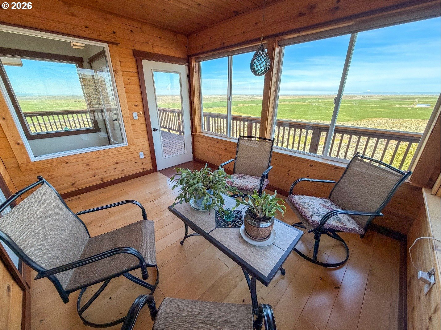 40641 Highway 20 Property Photo 5