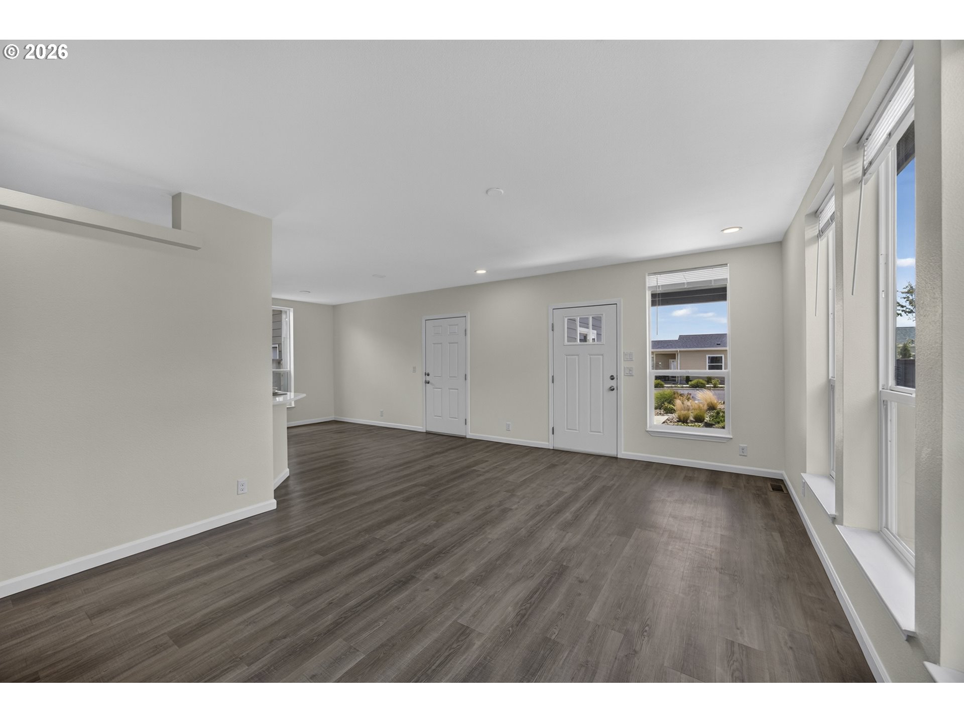 1535 53rd St Property Photo 11