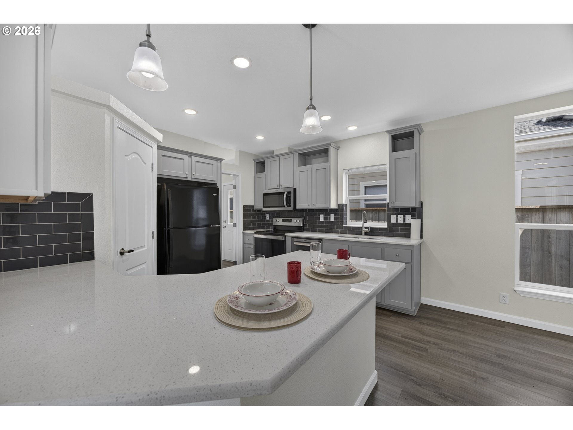 1535 53rd St Property Photo 13