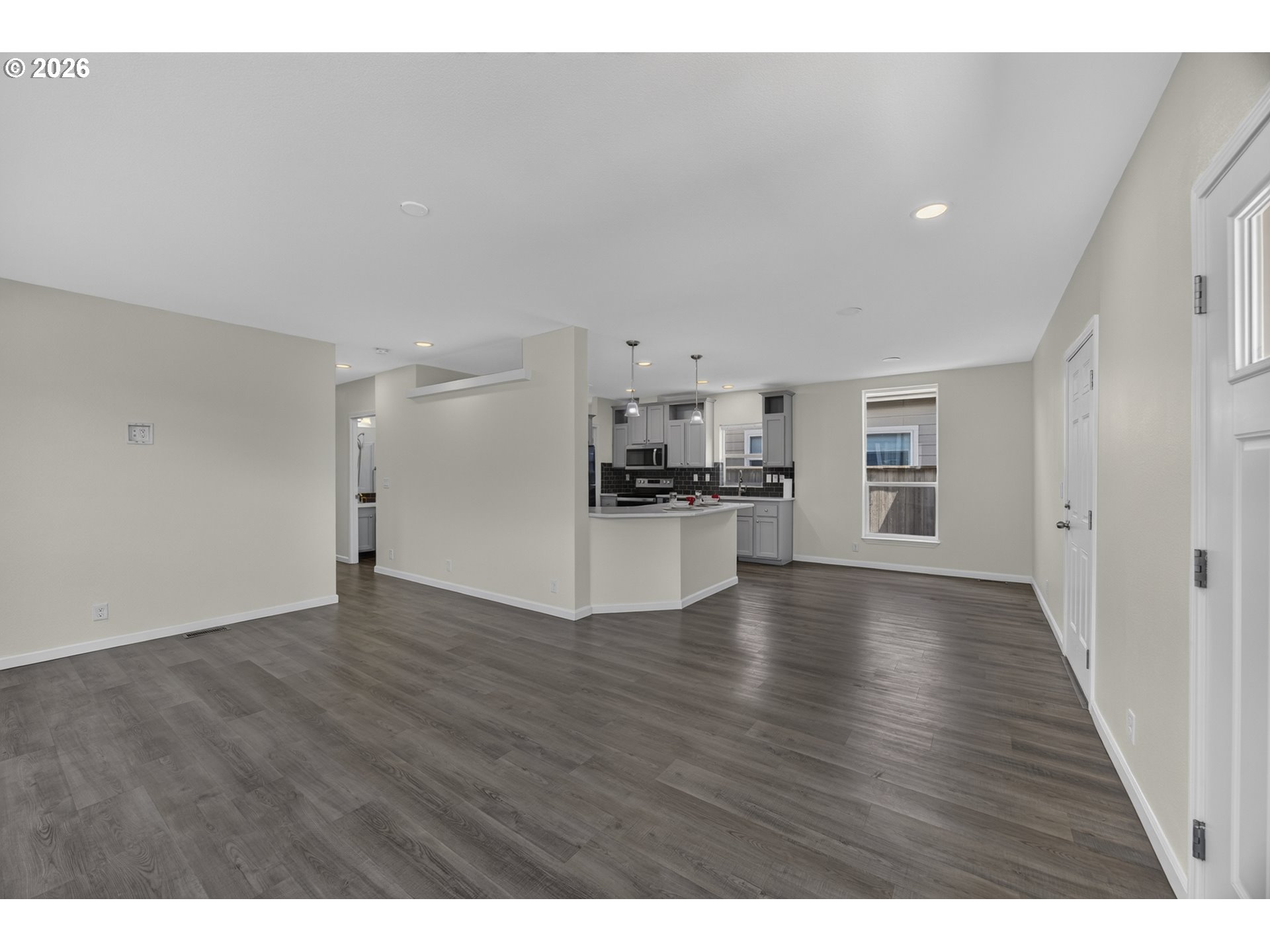 1535 53rd St Property Photo 15