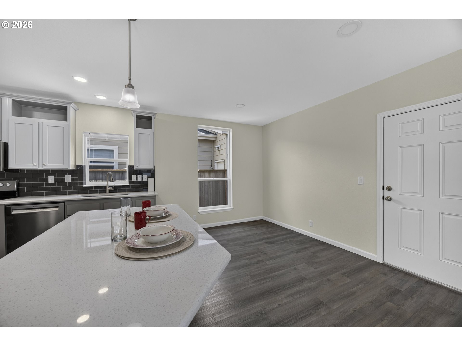 1535 53rd St Property Photo 17