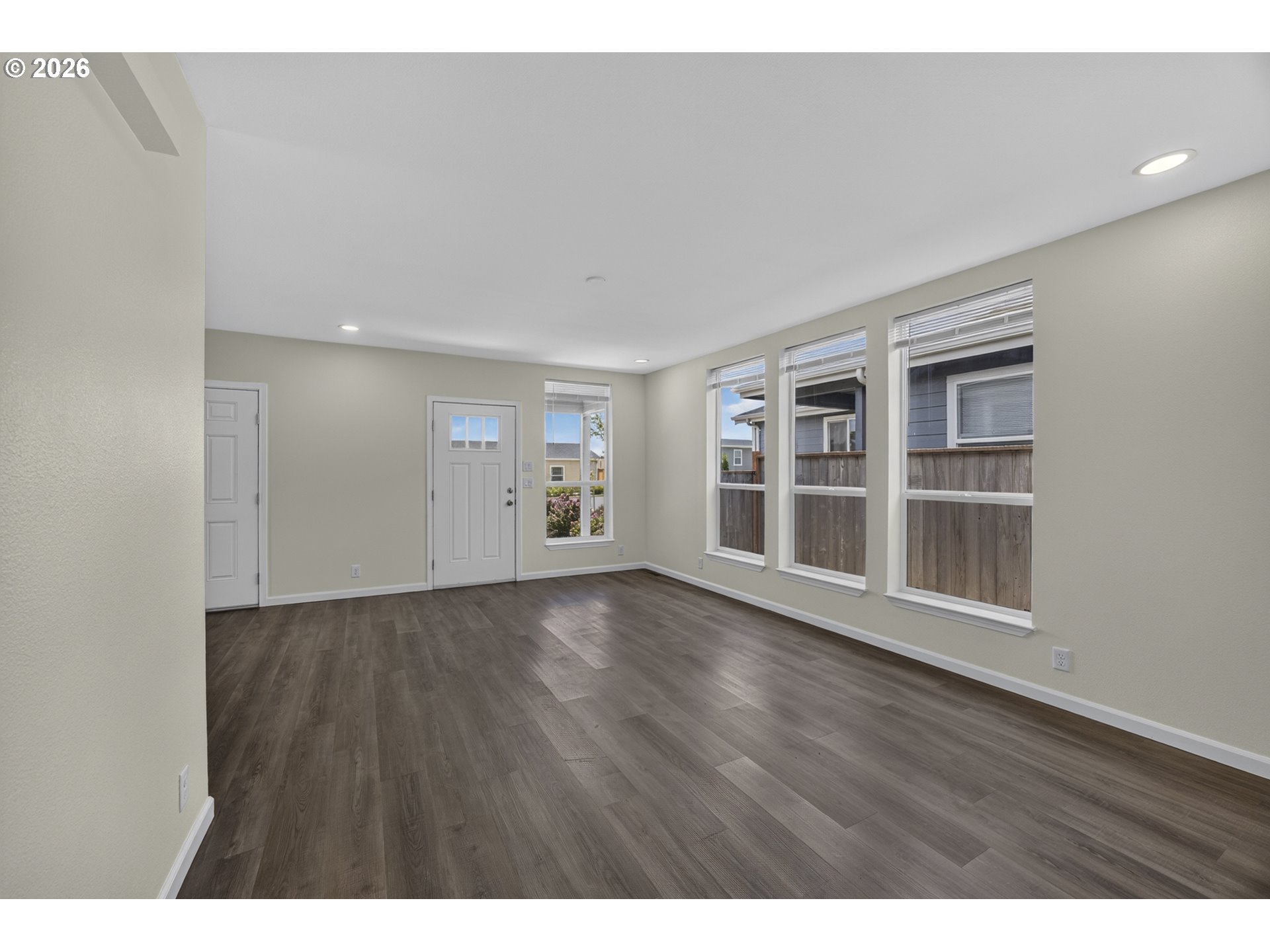 1535 53rd St Property Photo 18