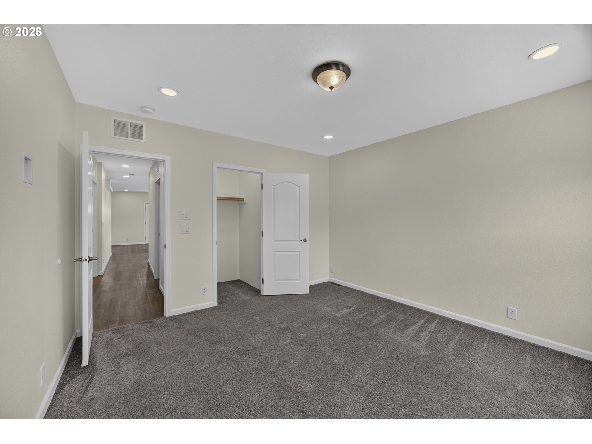 1535 53rd St Property Photo 29