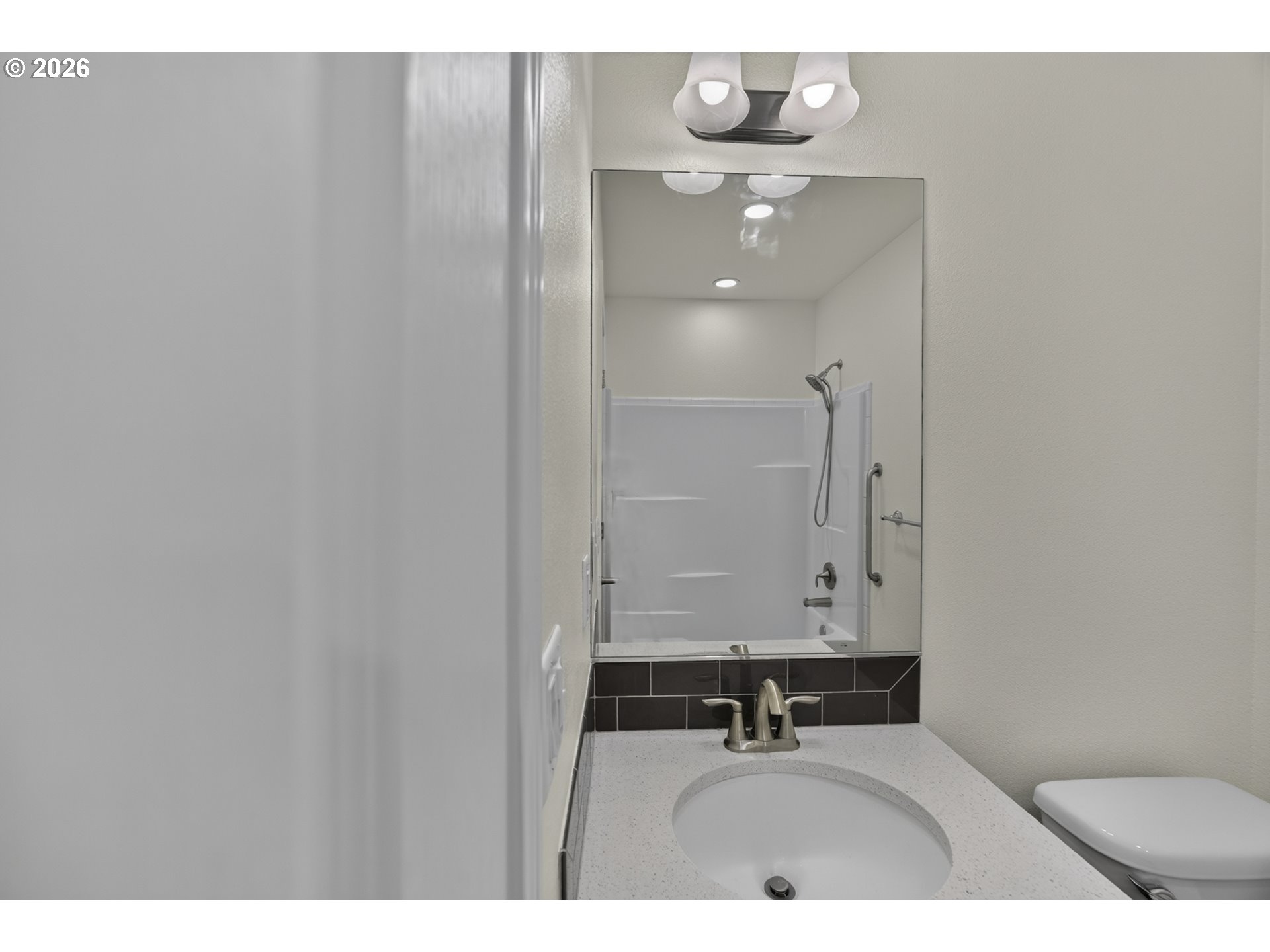 1535 53rd St Property Photo 35