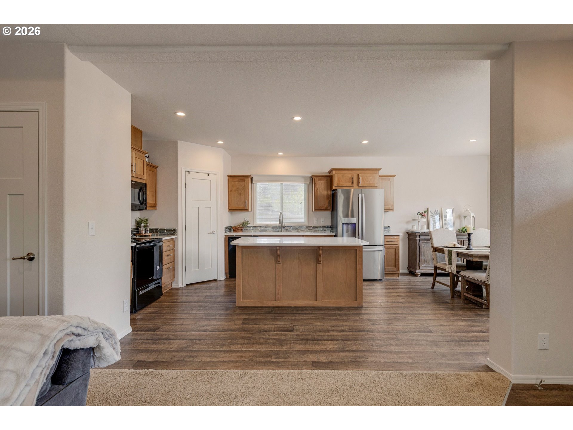 1202 Bridge Loop Property Photo 4