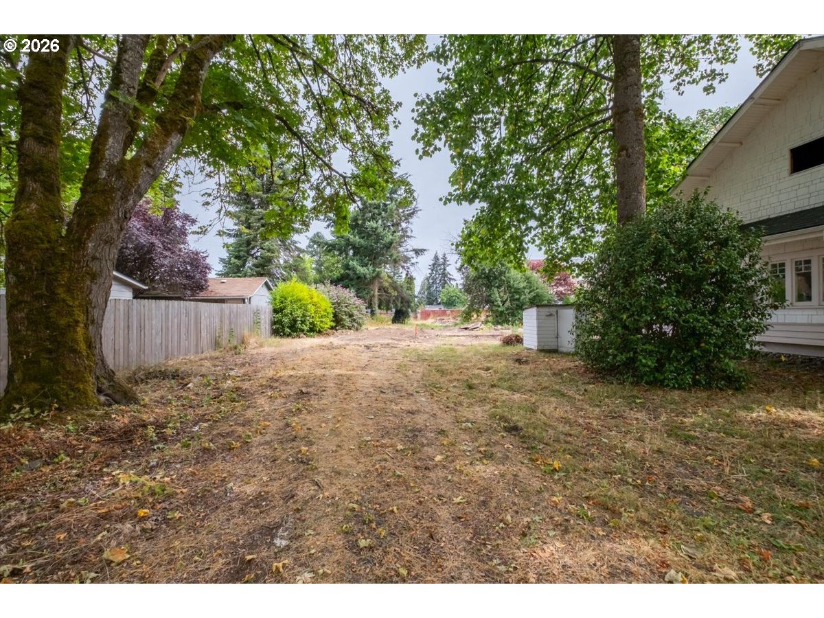 1893 River Rd Property Photo 31