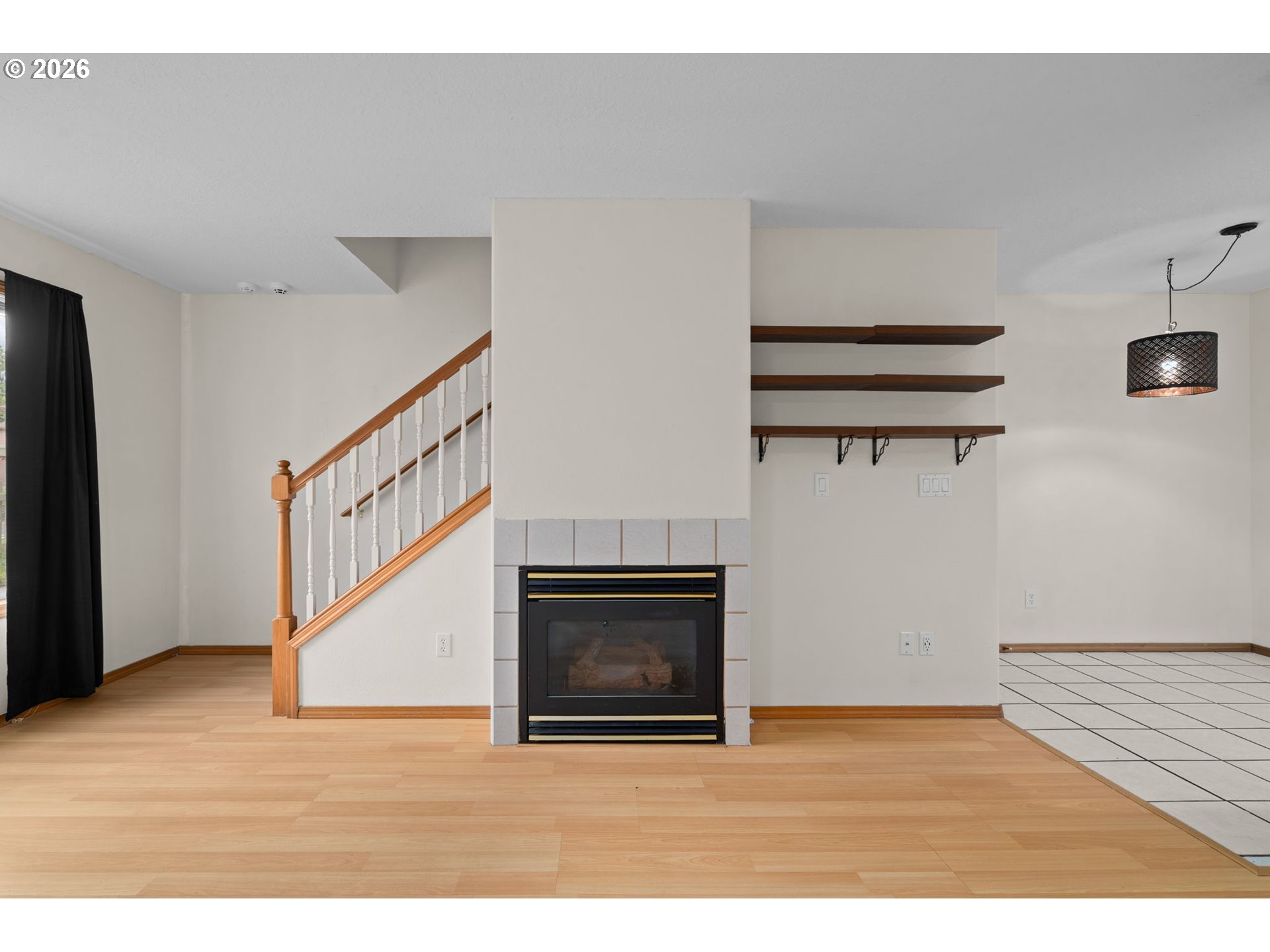 14134 E Burnside St 2 Property Photo 6