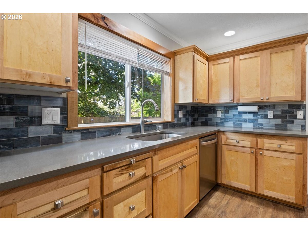 2849 Rocky Ridge Ave Se Property Photo 14
