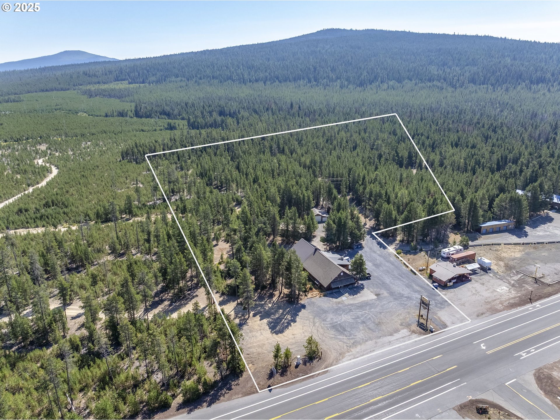 20005 Highway 58 Property Photo 2