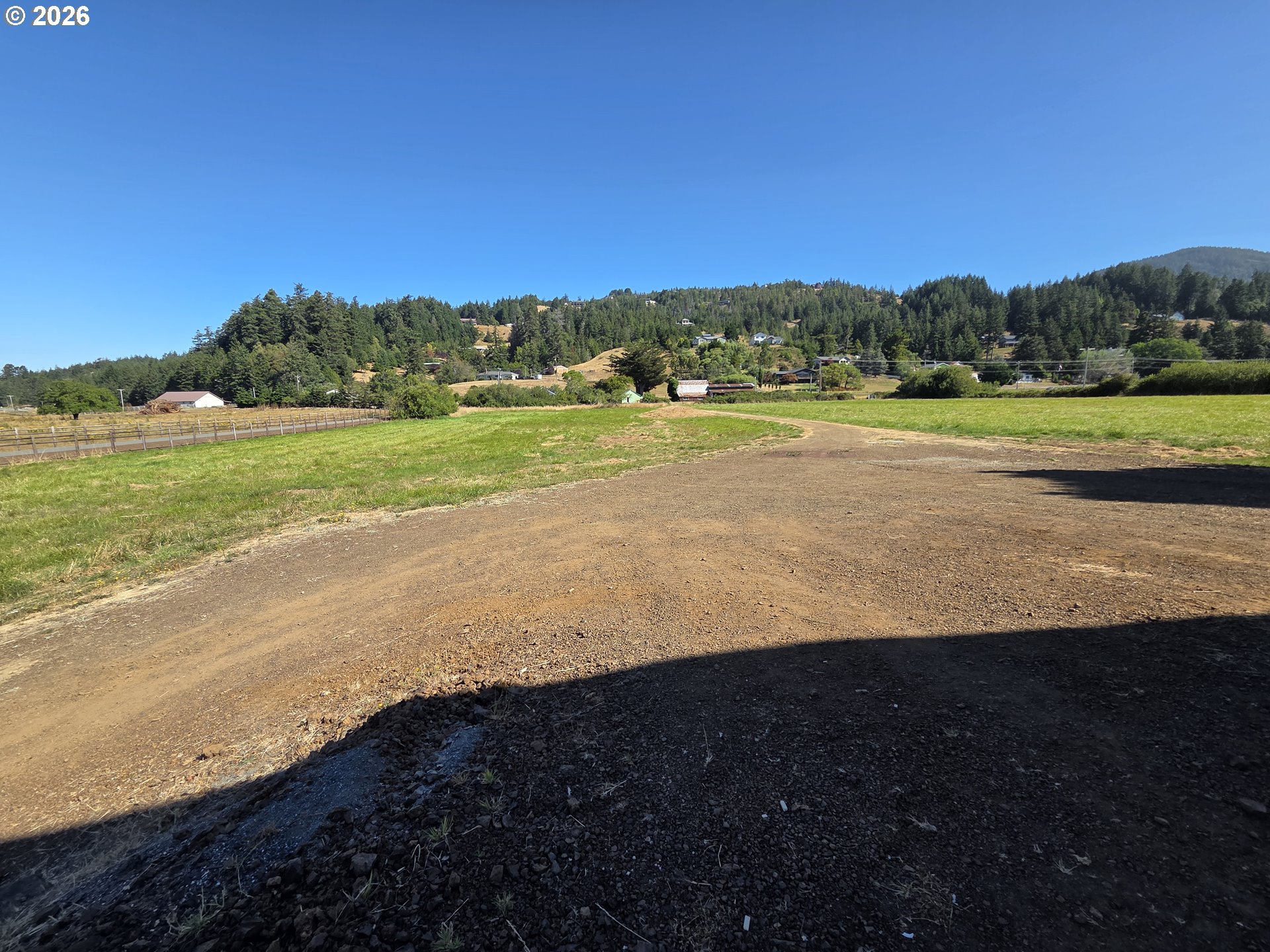 95452 N Bank Rogue River Rd Property Photo 38