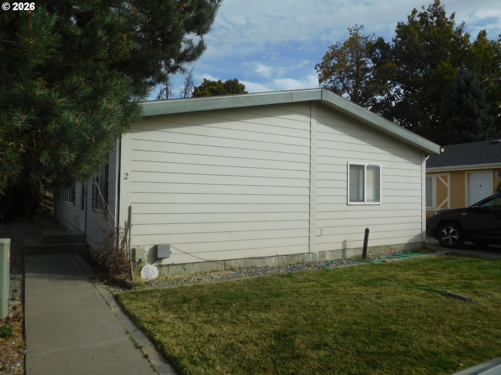 624 County Rd Property Photo 2