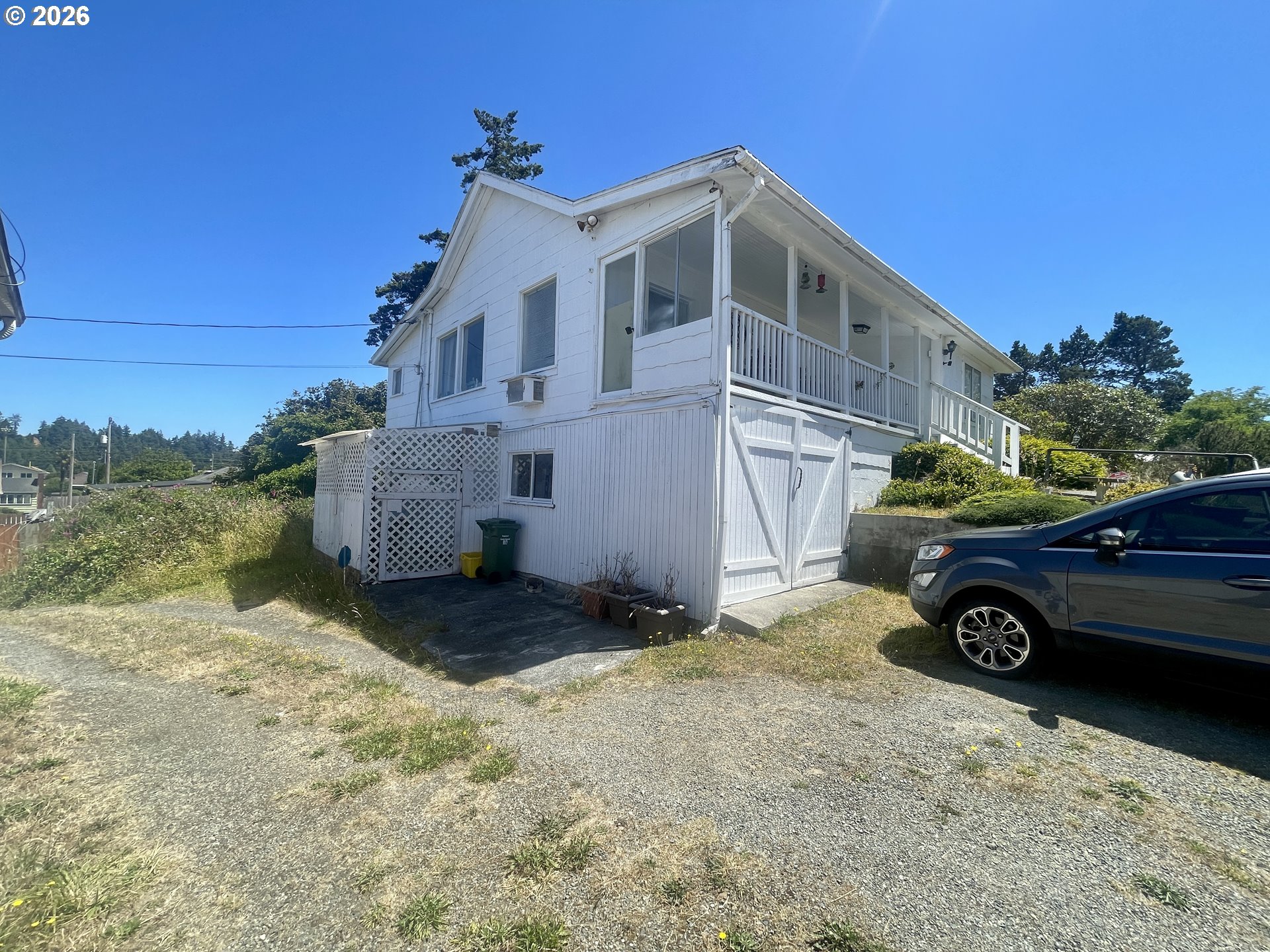 2519 Everett Ave Property Photo 18