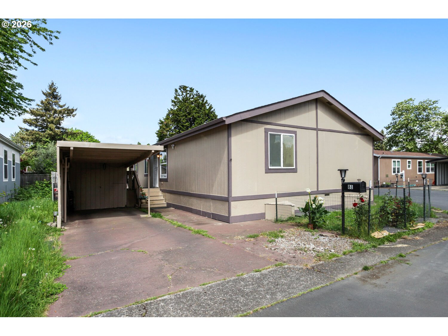 1901 Se Minter Bridge Rd 81 Property Photo 1