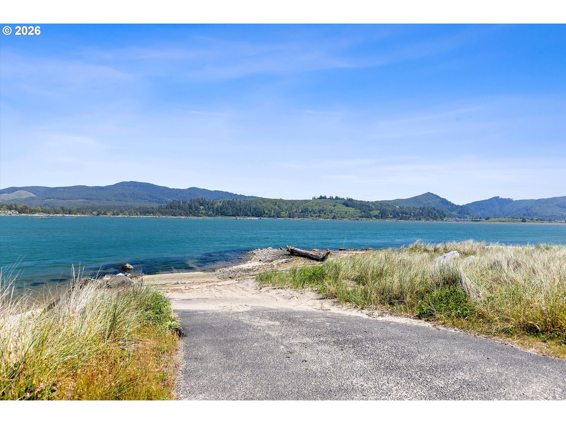 367 Salishan Dr Property Photo 41