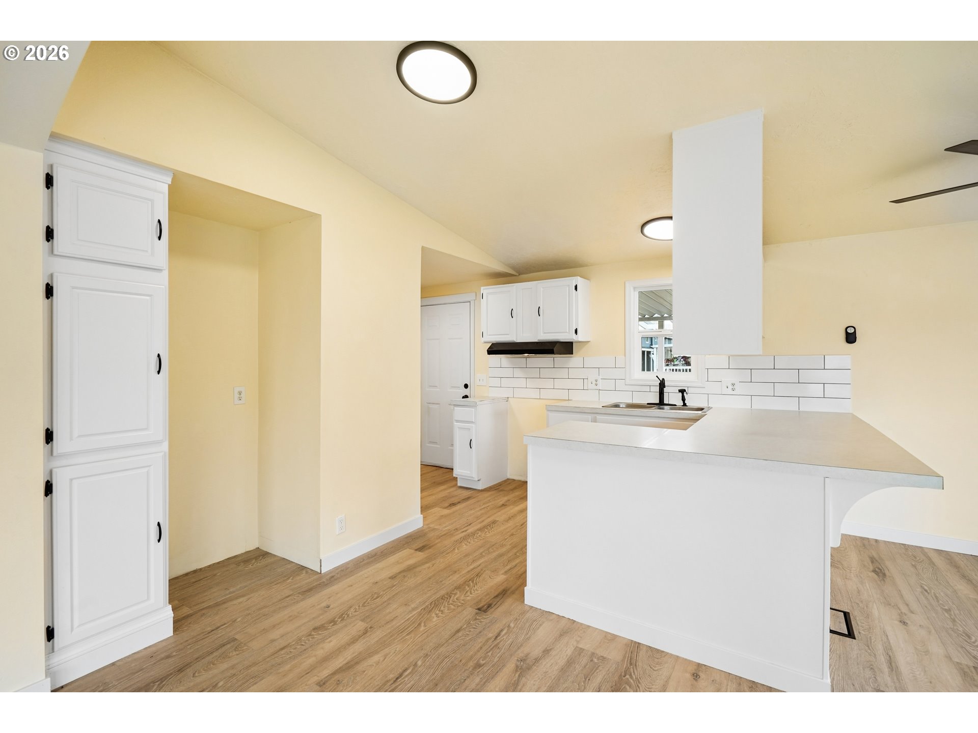 2768 Oakland Loop Se Property Photo 10