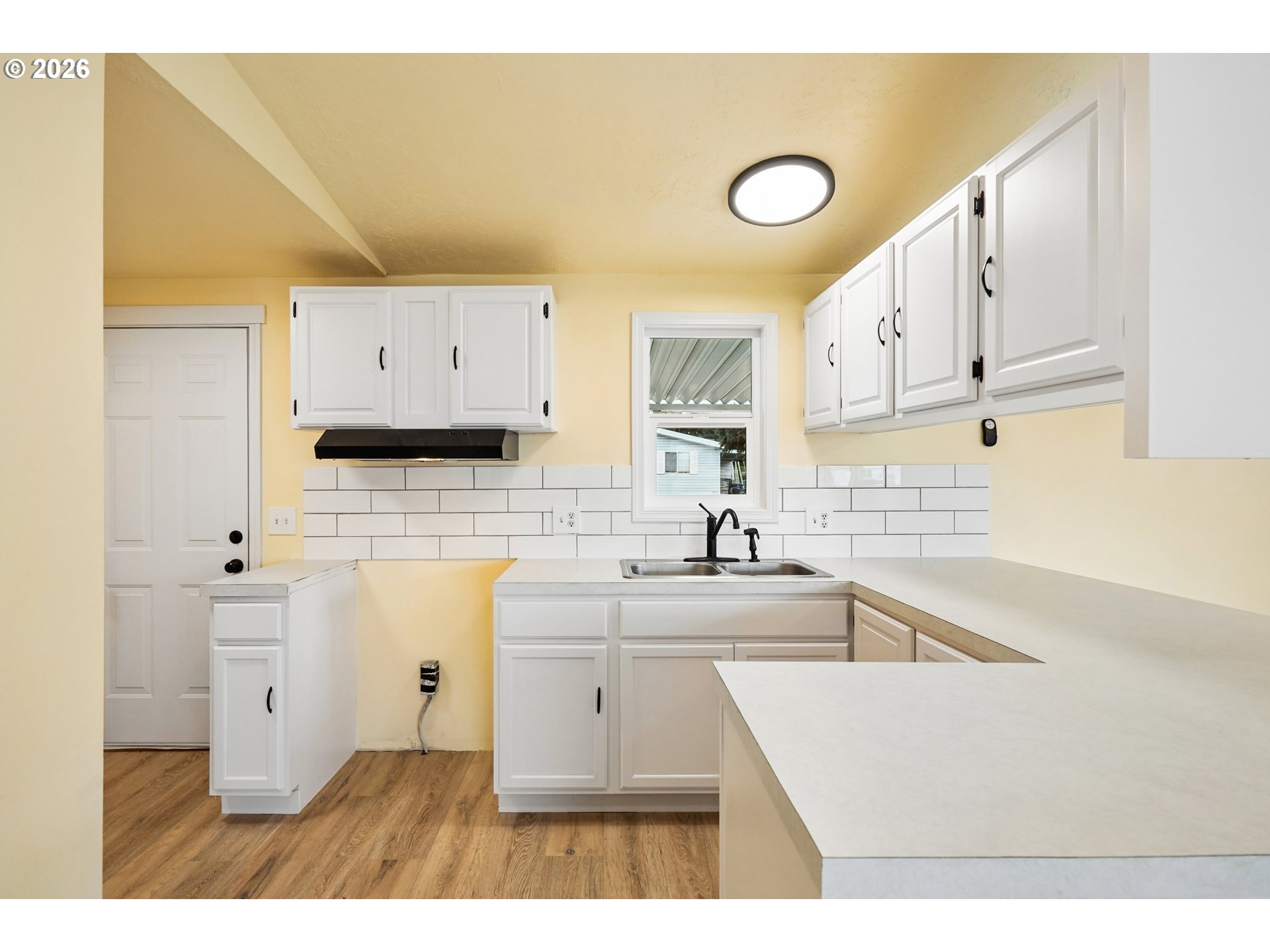 2768 Oakland Loop Se Property Photo 11