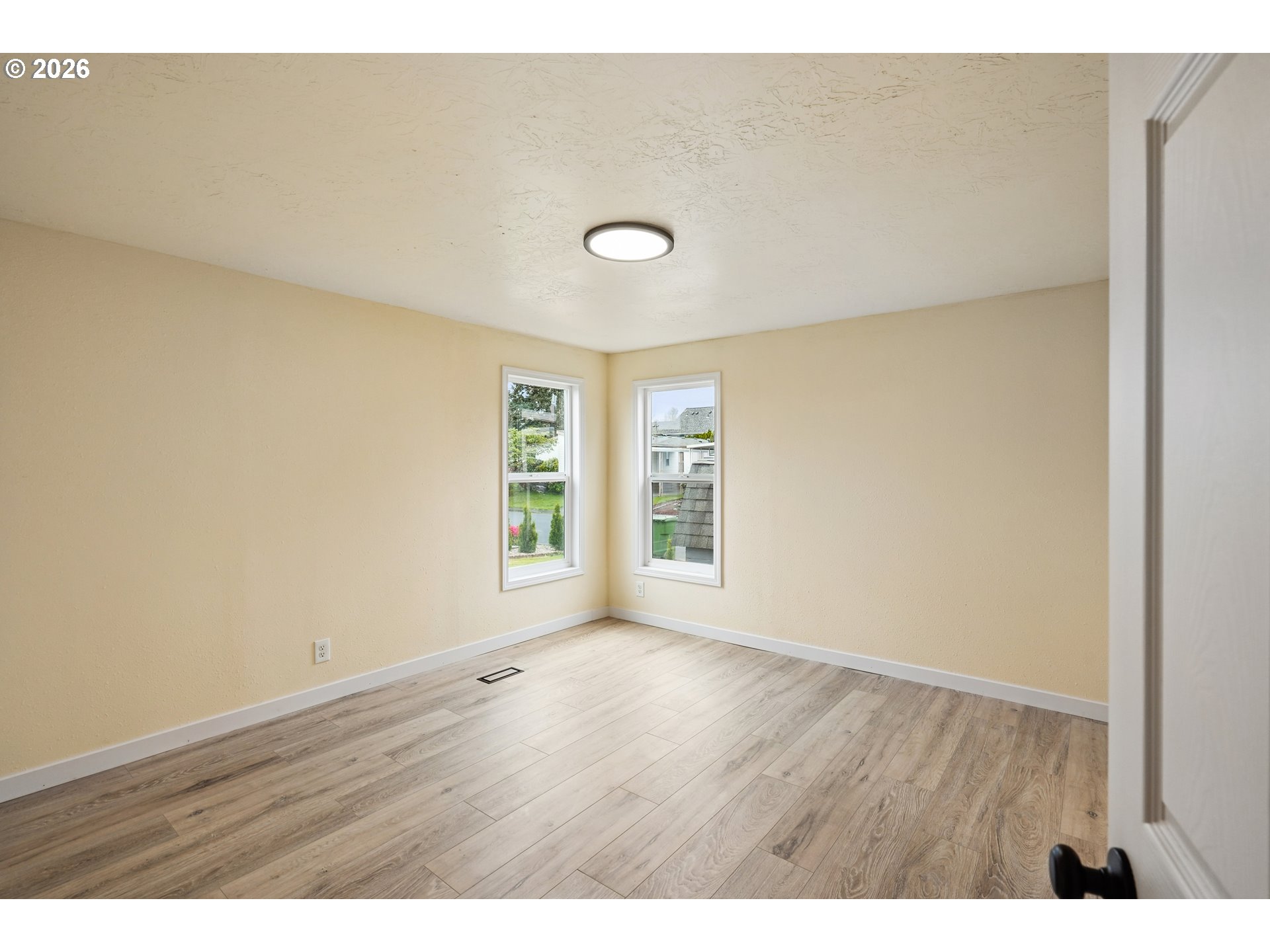 2768 Oakland Loop Se Property Photo 17