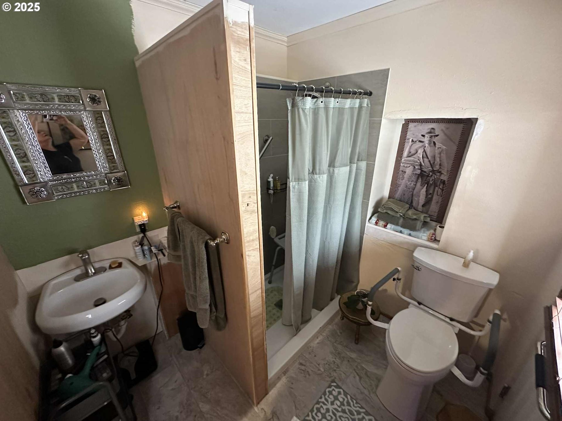 235 Rock St Property Photo 11