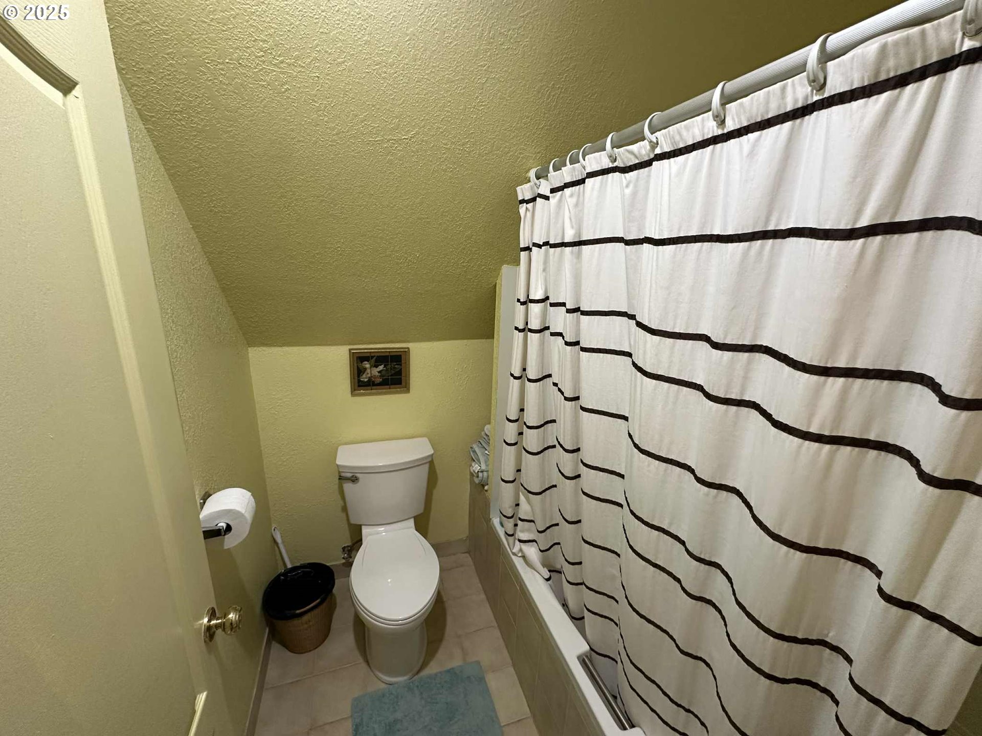 235 Rock St Property Photo 14