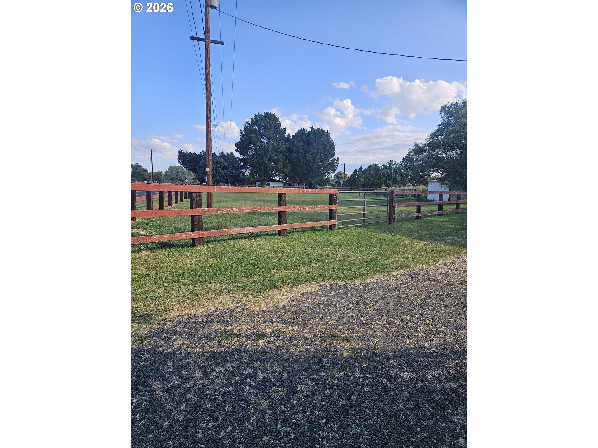 77325 S Edwards Rd Property Photo 5