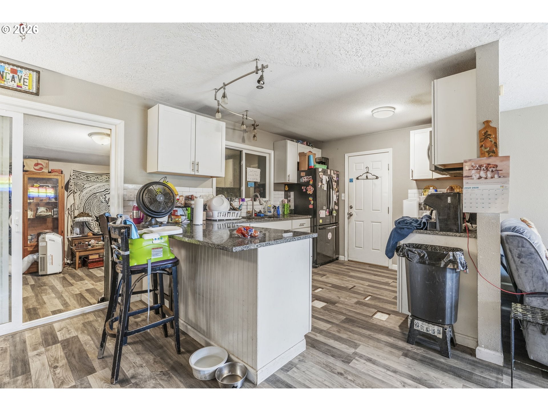 2411 Burcham St Property Photo 11
