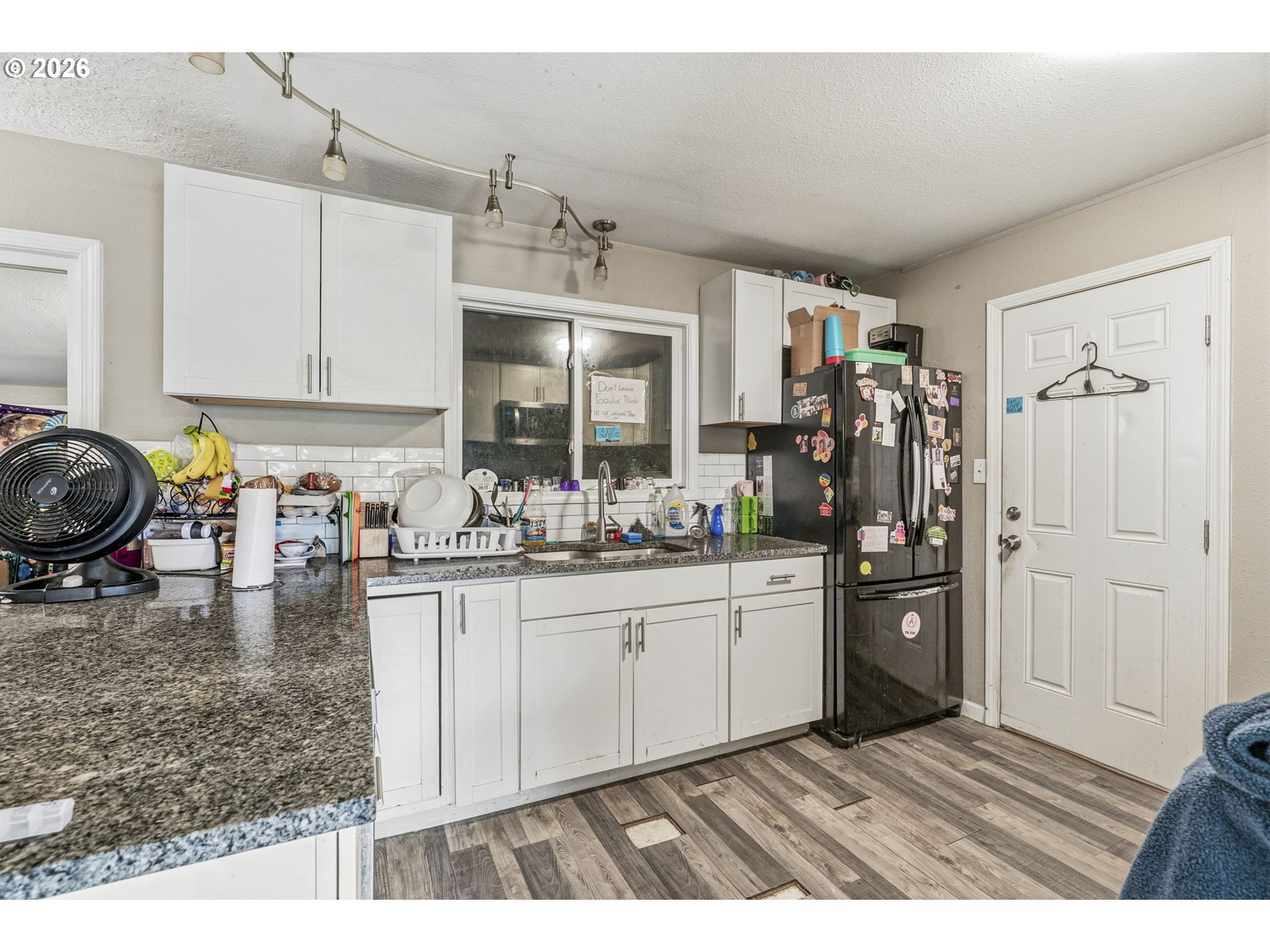 2411 Burcham St Property Photo 12