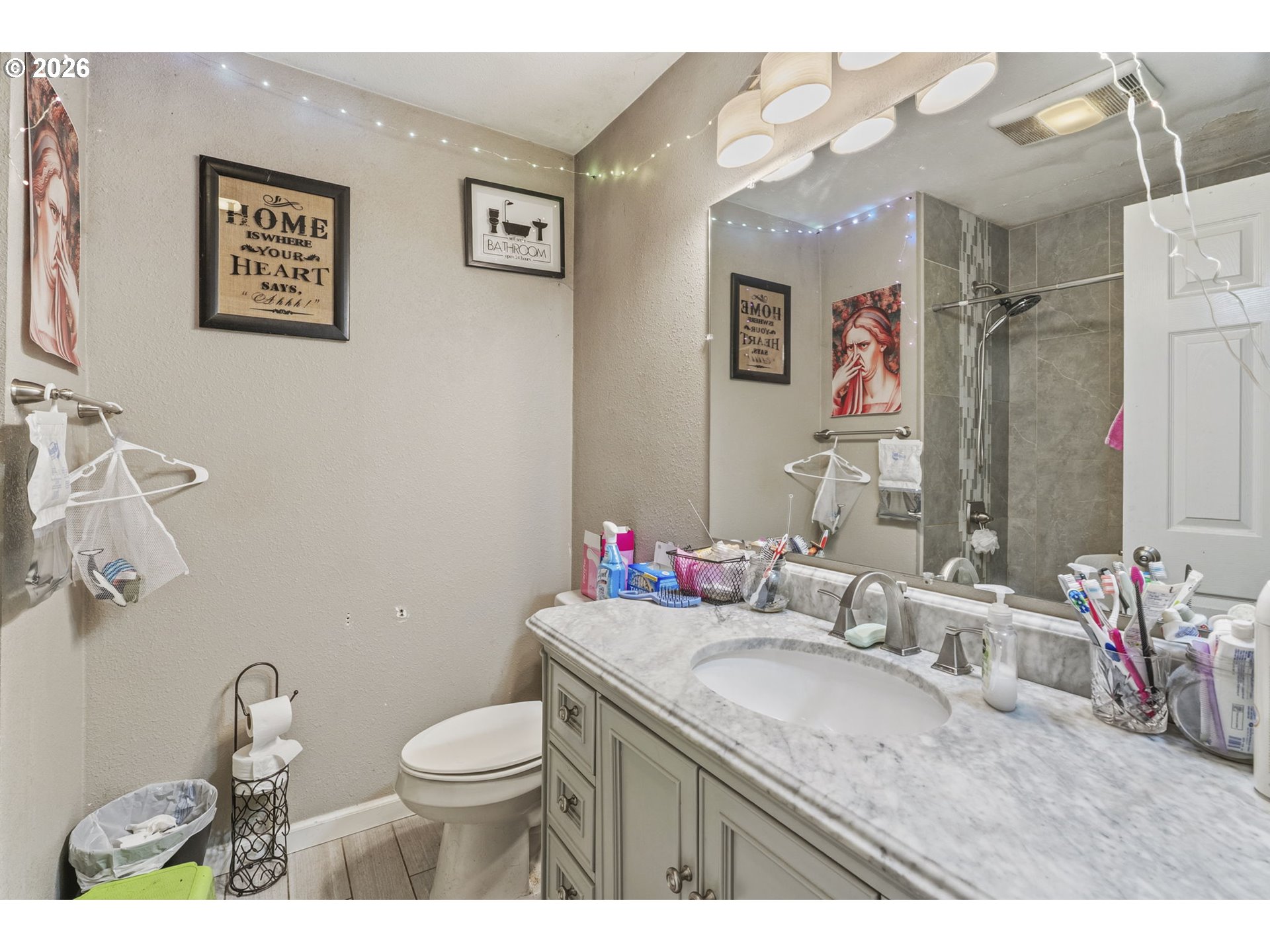2411 Burcham St Property Photo 16