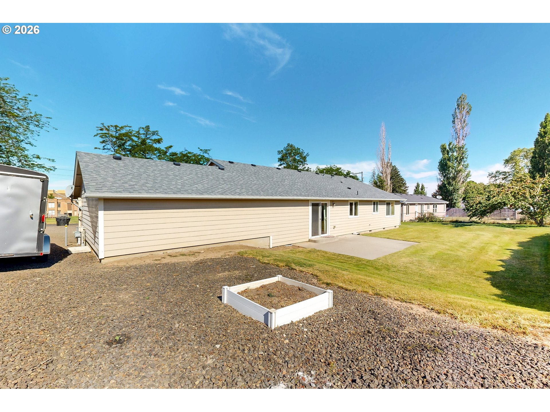 107 S Hill St Property Photo 34