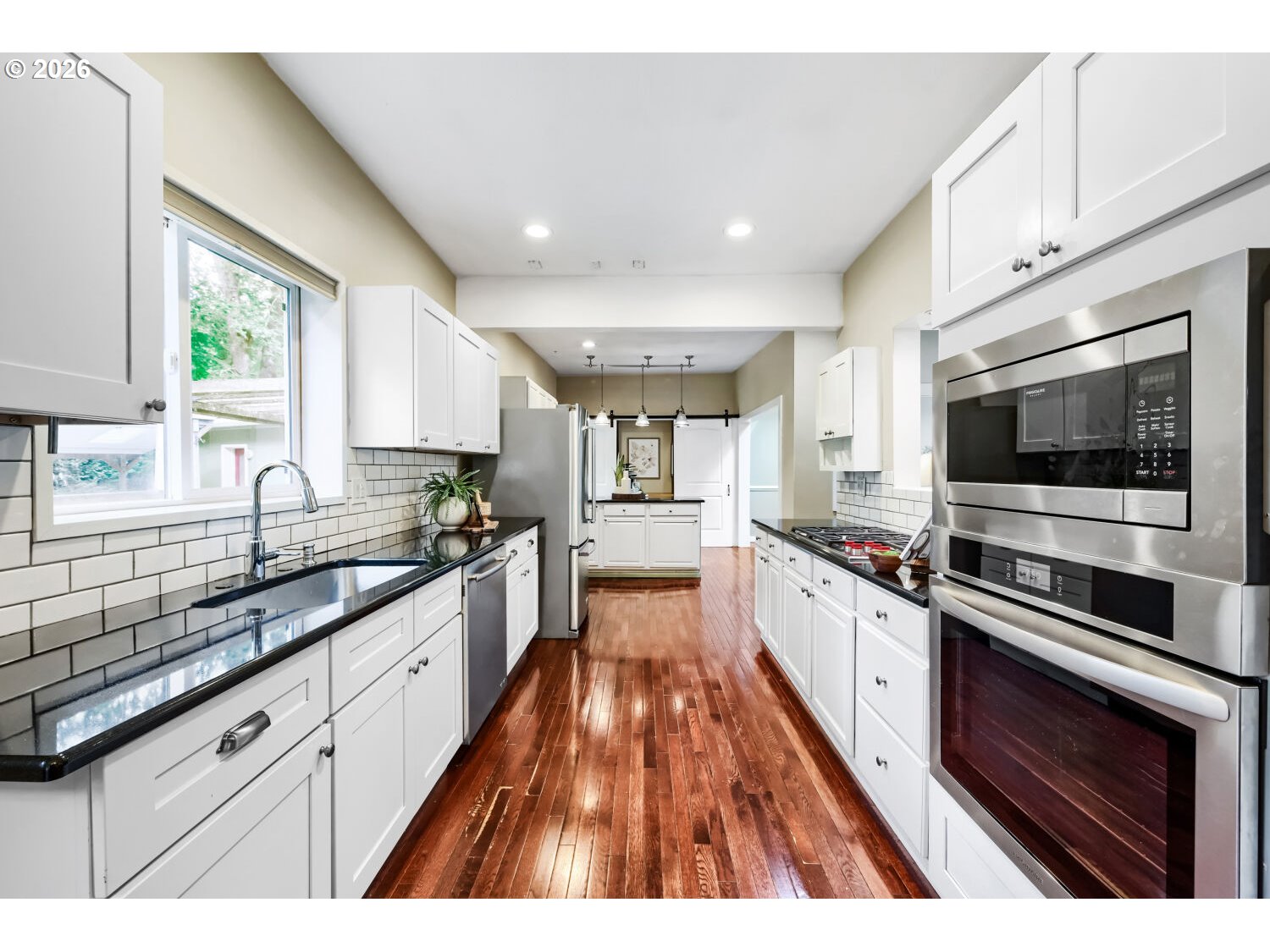 16620 Se Hampshire Ln Property Photo 8