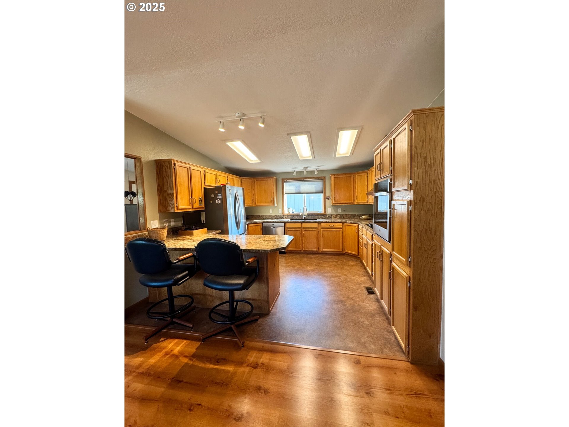 34749 Devonshire Dr Property Photo 10