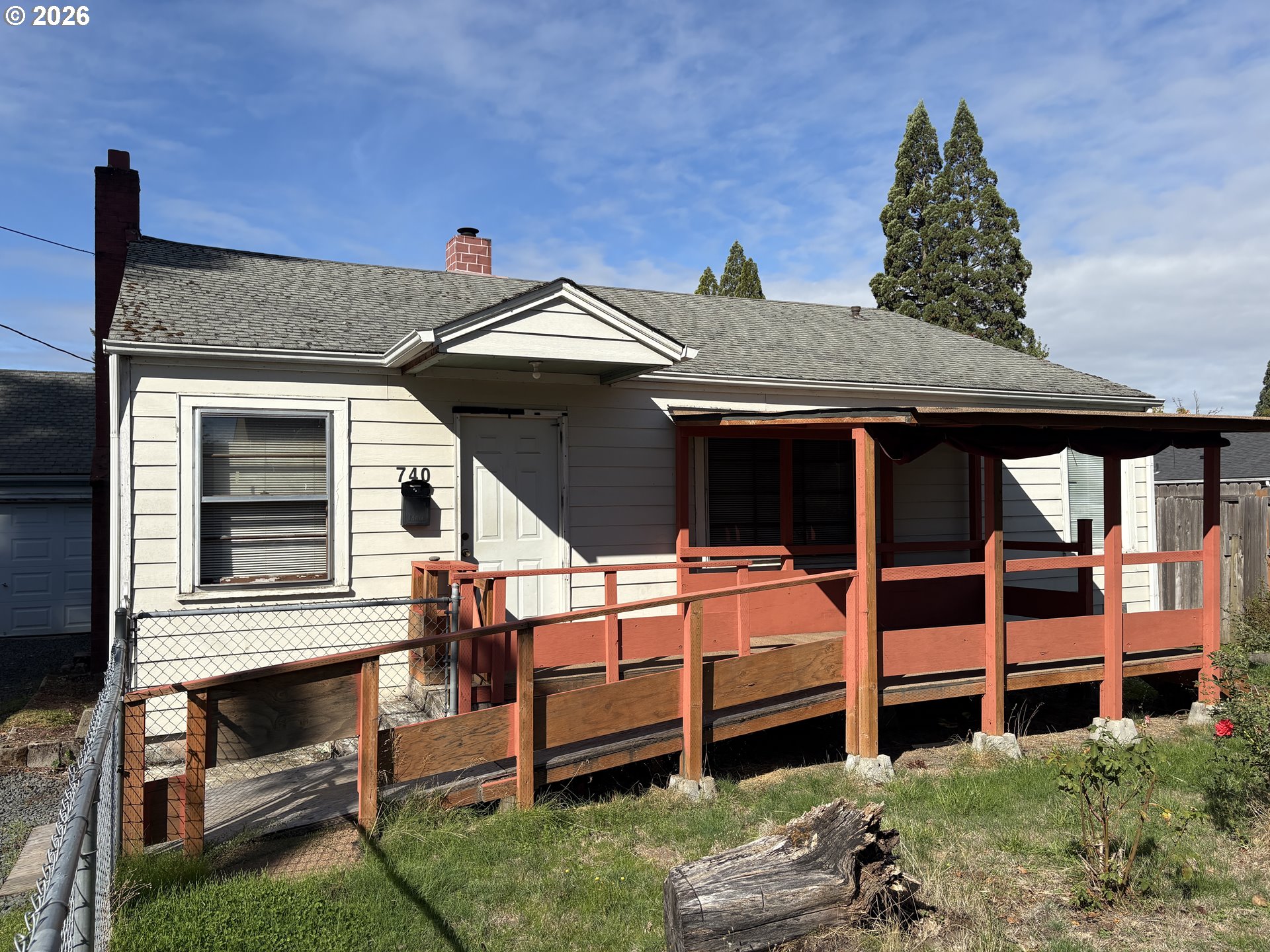 740 14th St Property Photo 1