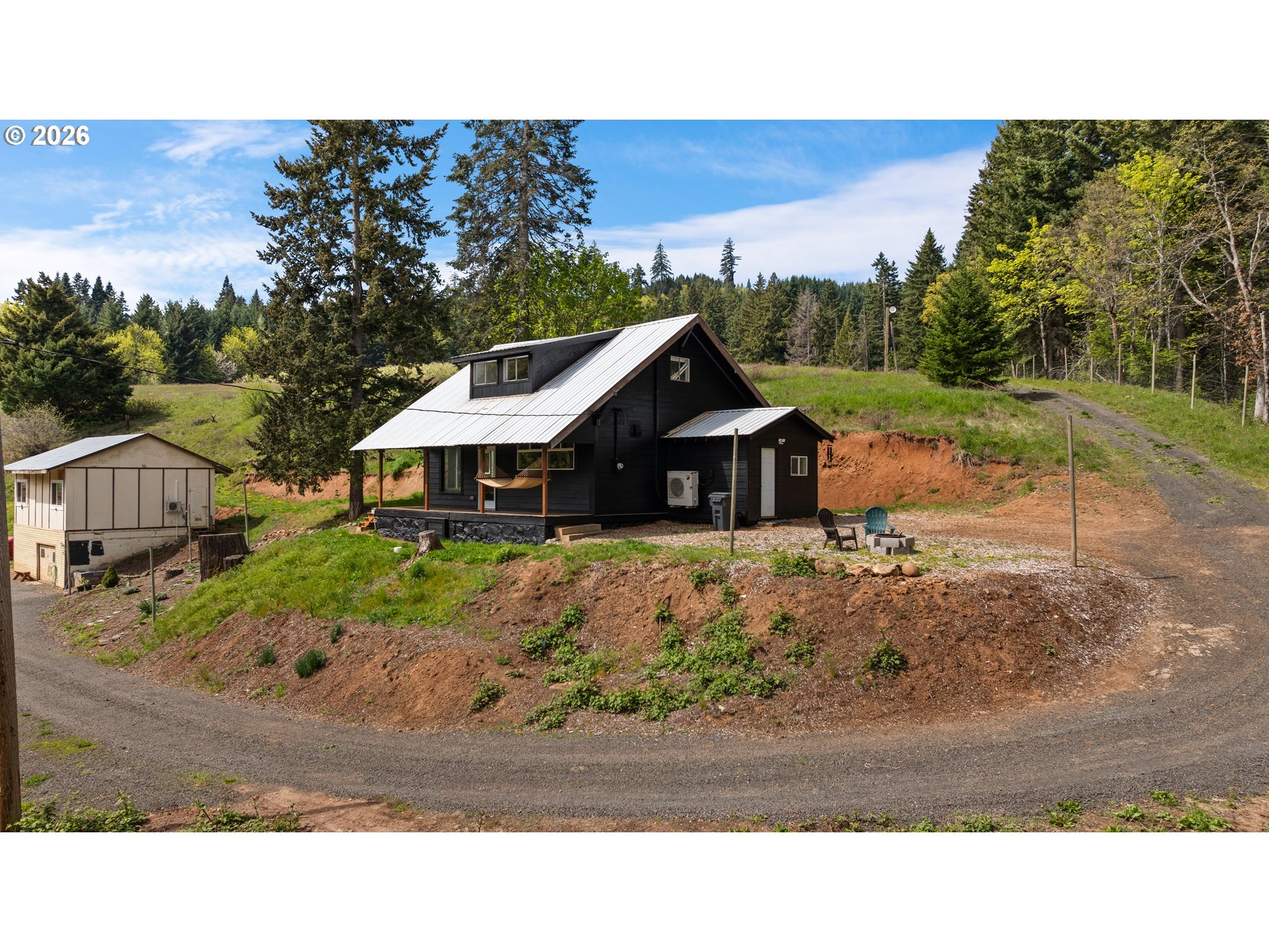5524 Binns Hill Dr Property Photo 1