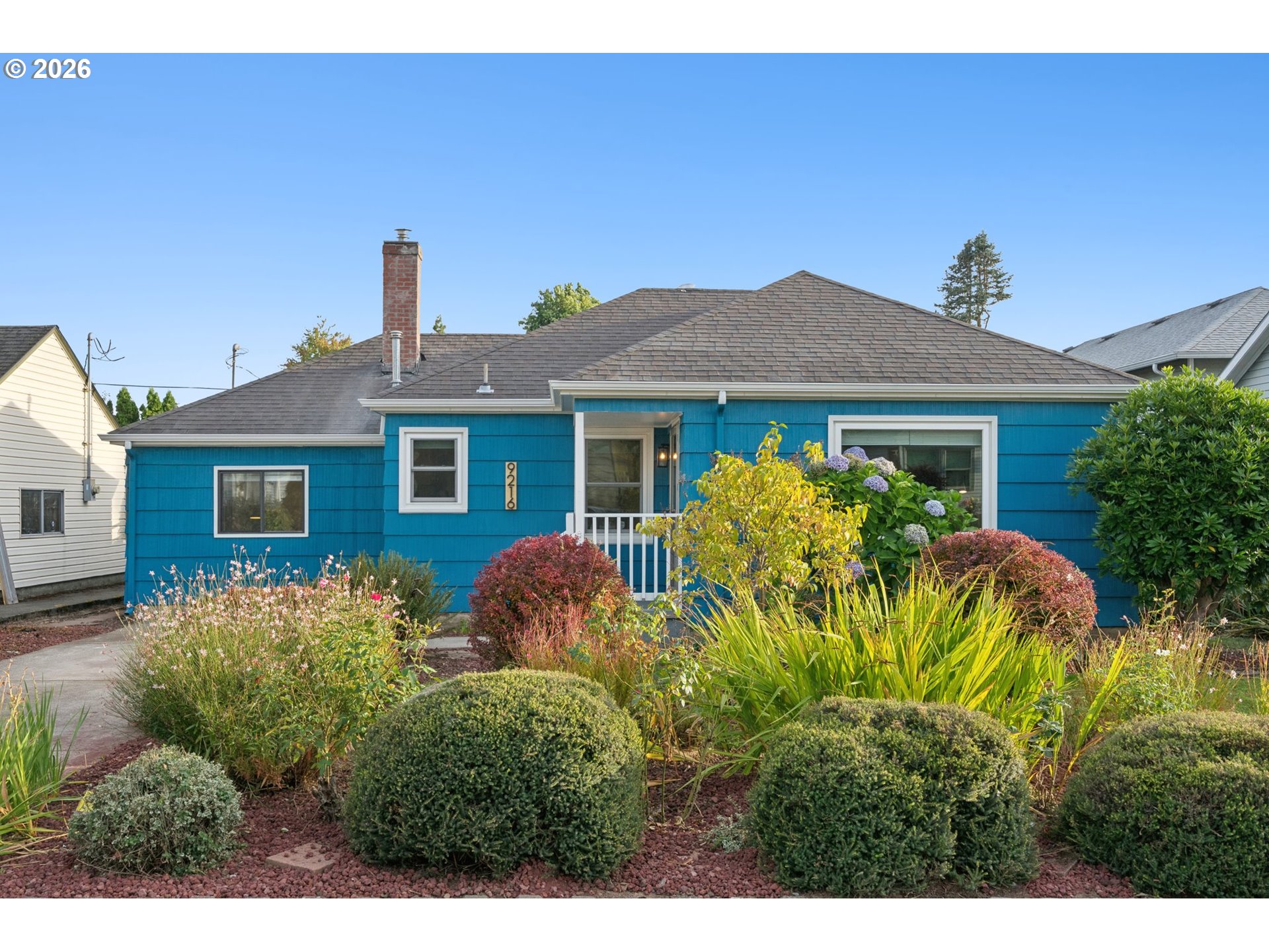 9216 Se Alder St Property Photo 1