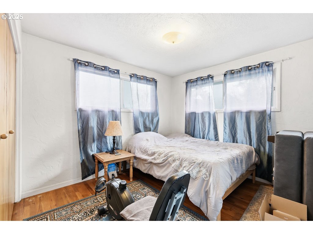 207 W D St Property Photo 17