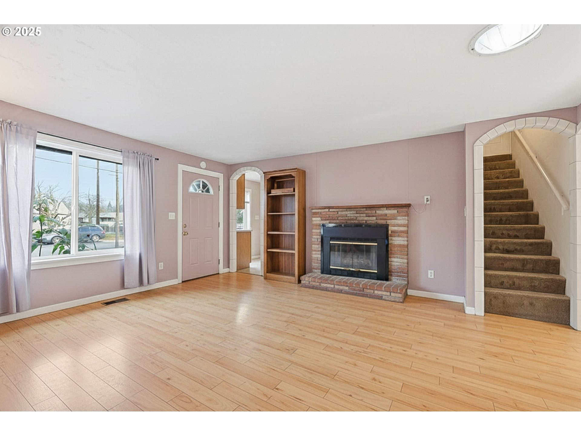 207 W D St Property Photo 30