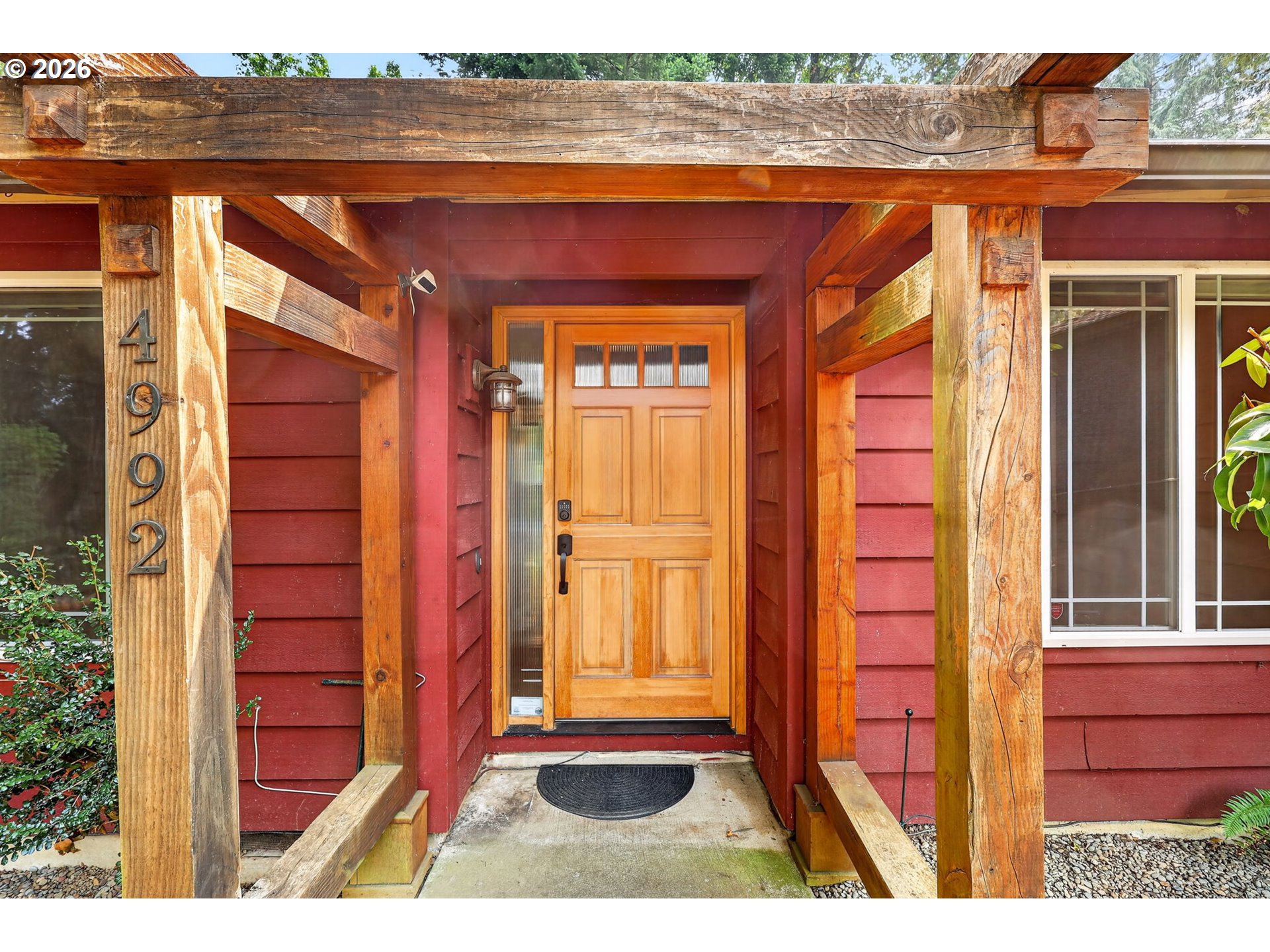 4992 Sw Evelyn St Property Photo 2