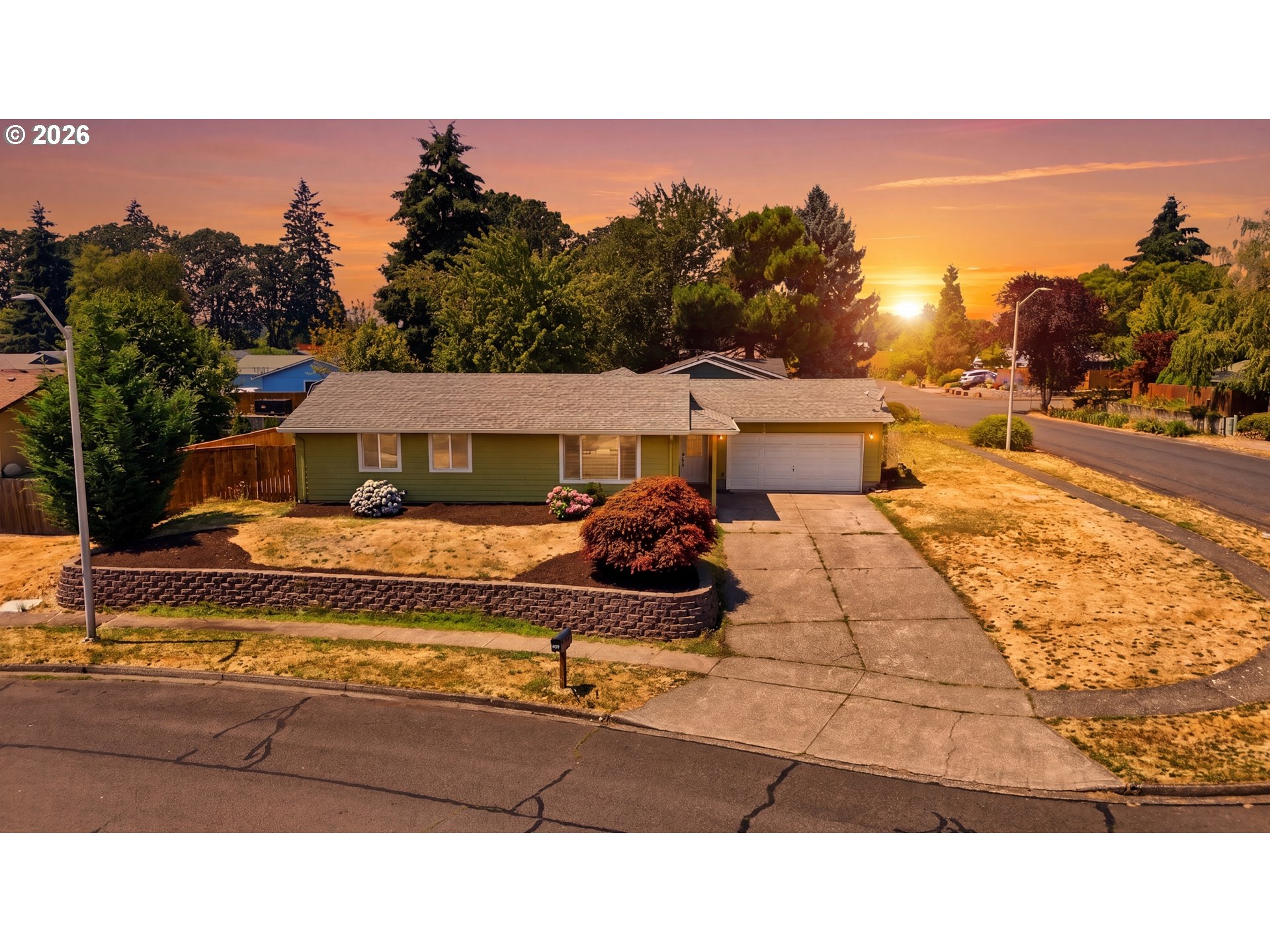 1805 N LIBRA ST Property Photo 1