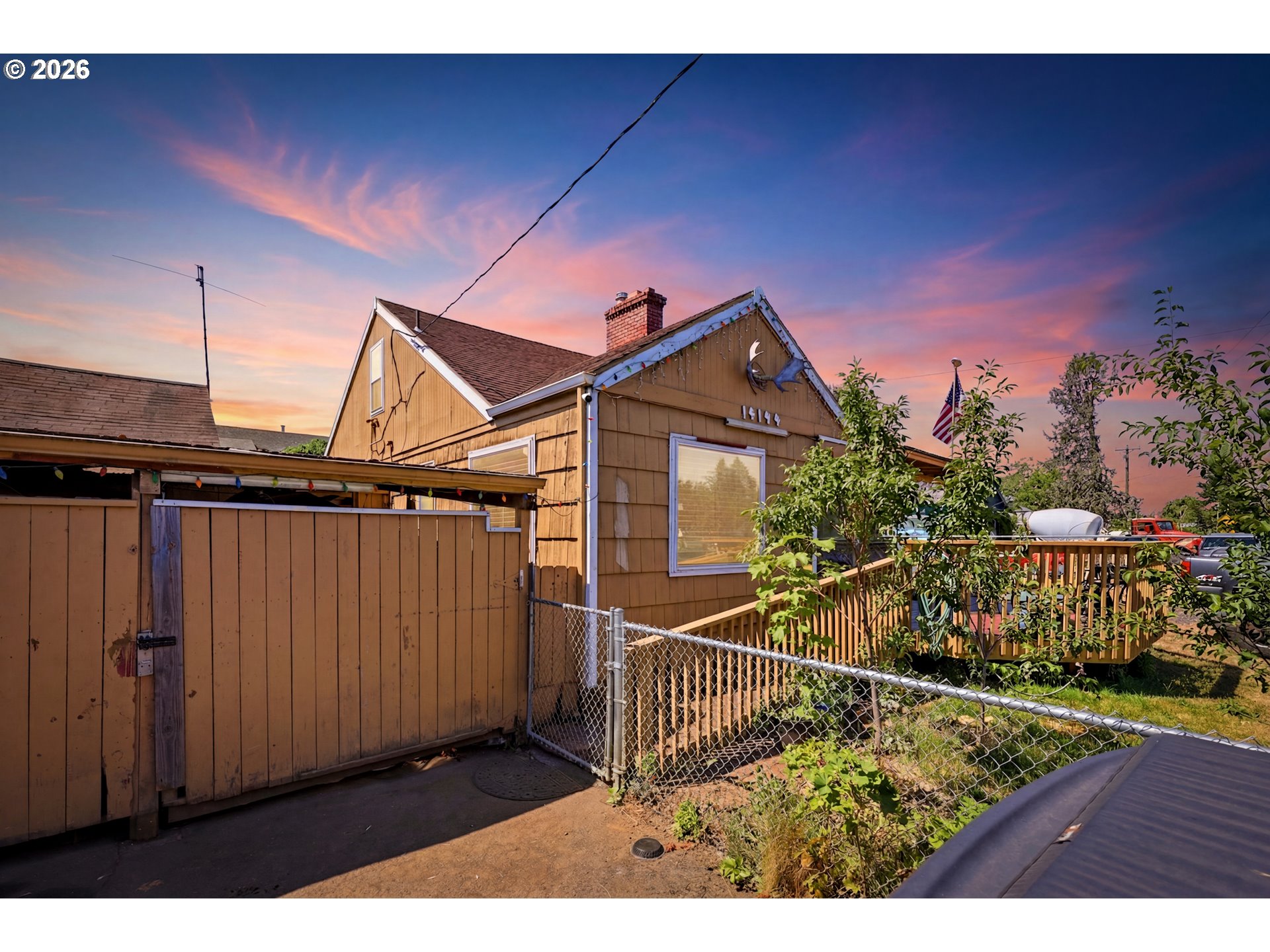 14144 Se Powell Blvd Property Photo 3
