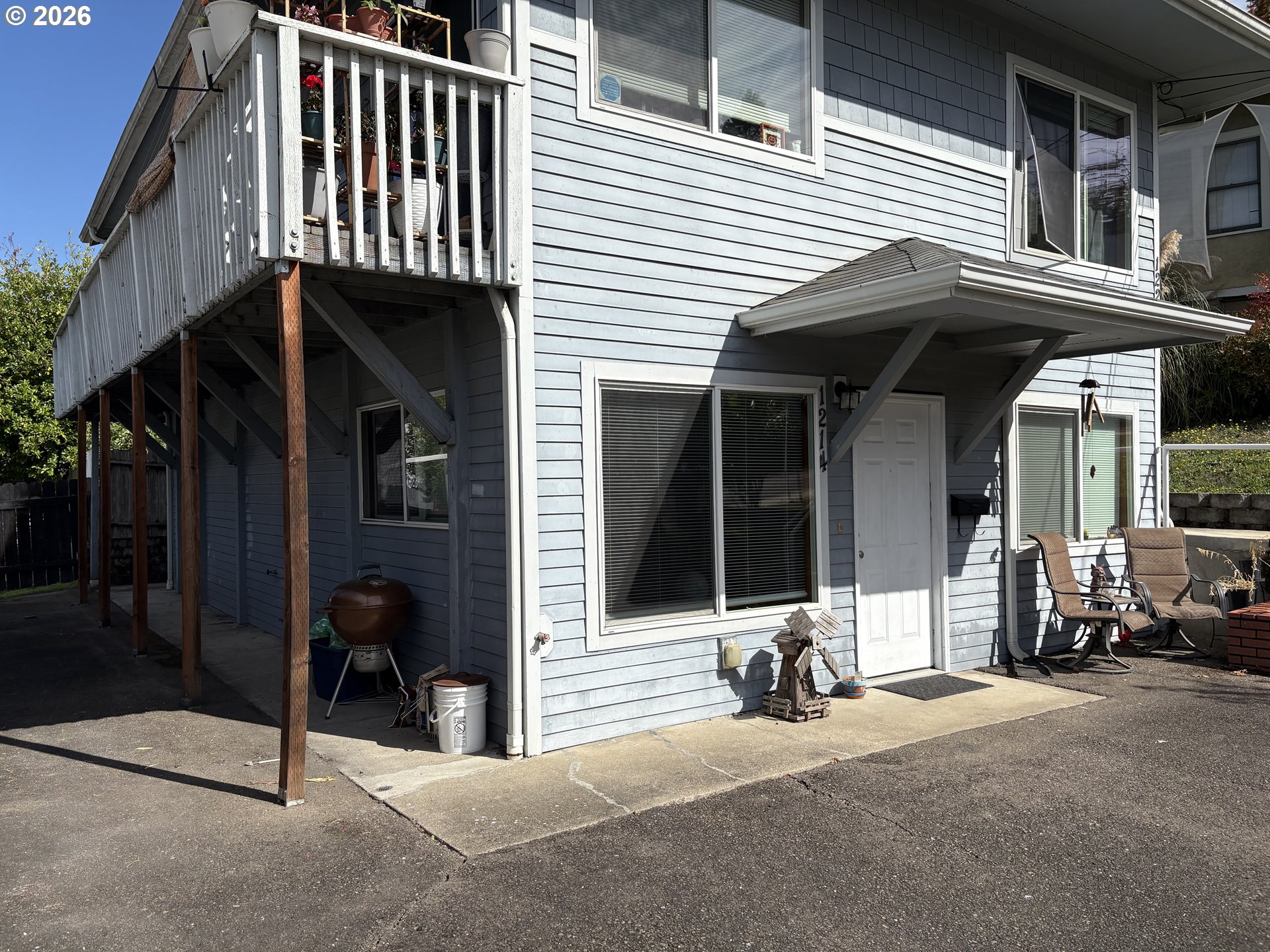 1214 Se Overlook Ave Property Photo 4