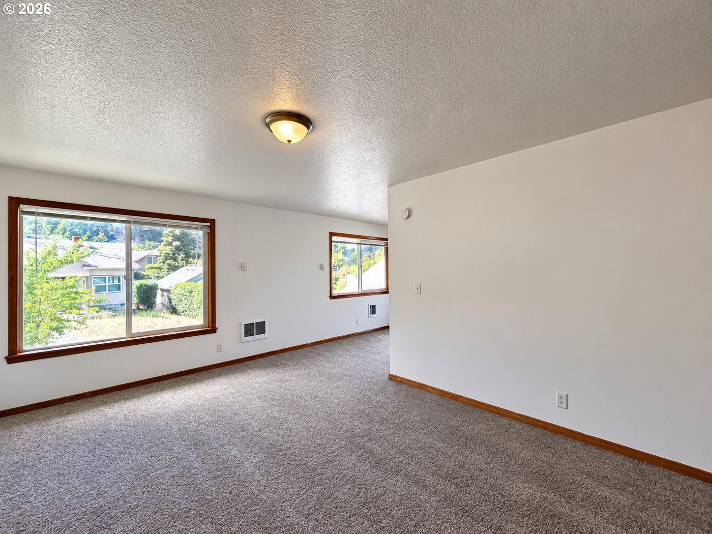 1214 Se Overlook Ave Property Photo 6