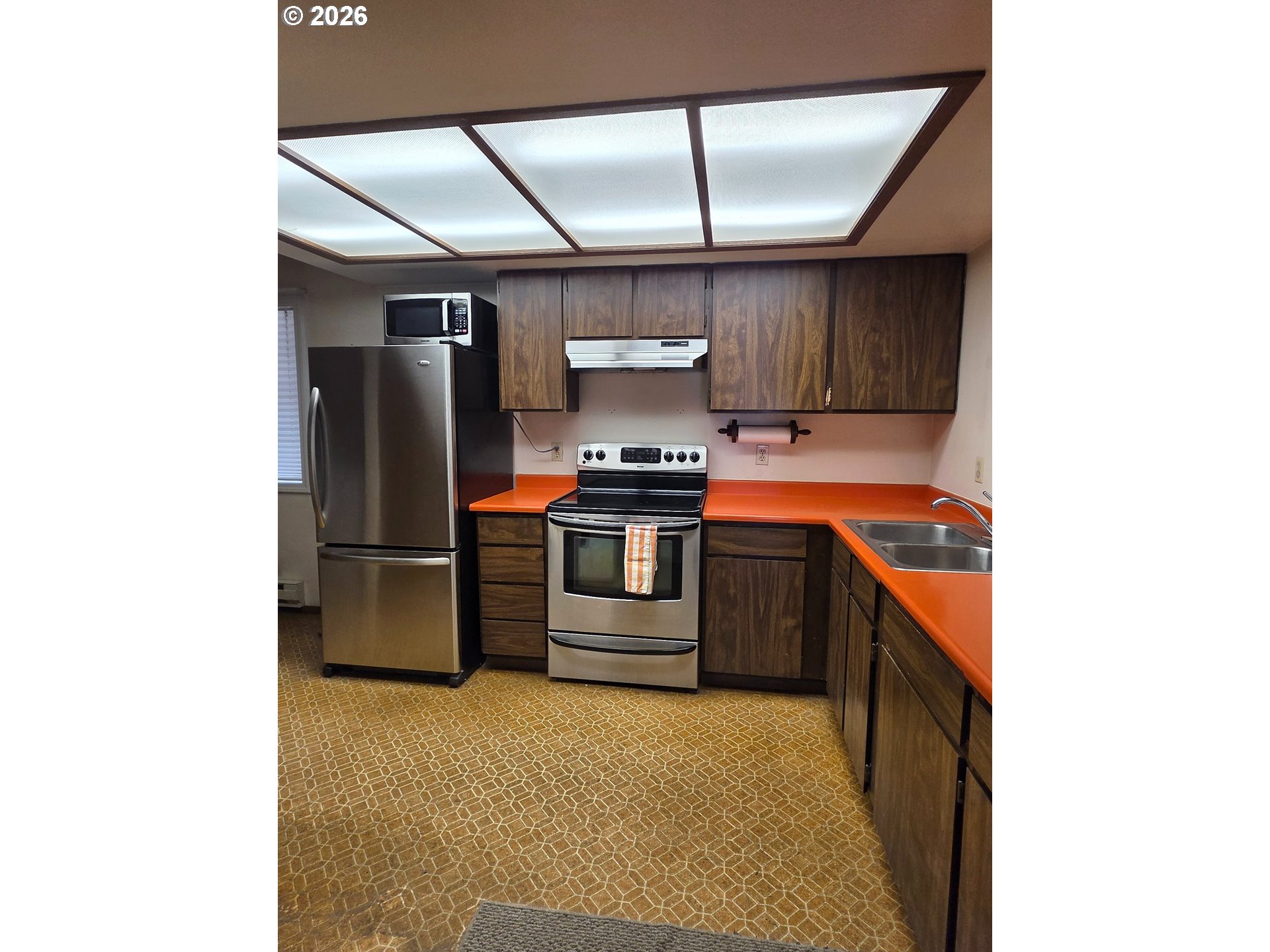 3125 E St Property Photo 8