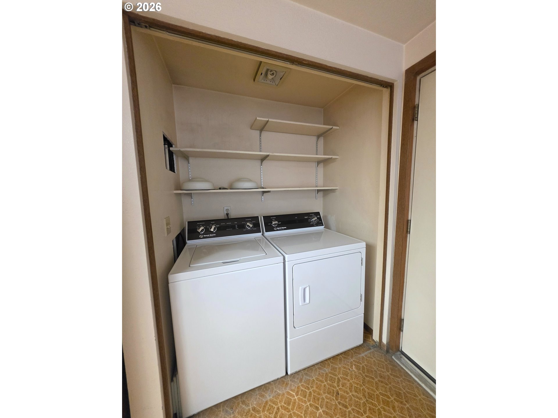 3125 E St Property Photo 10