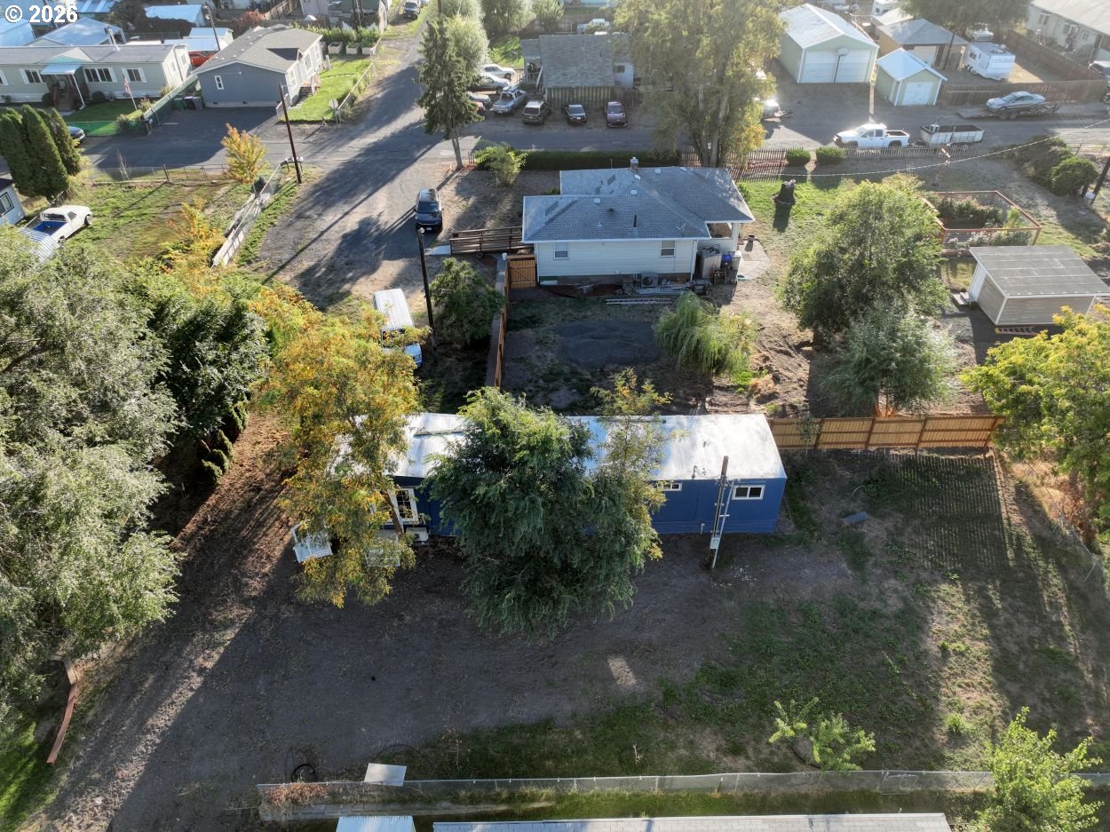 911 Kingsley St Property Photo 1