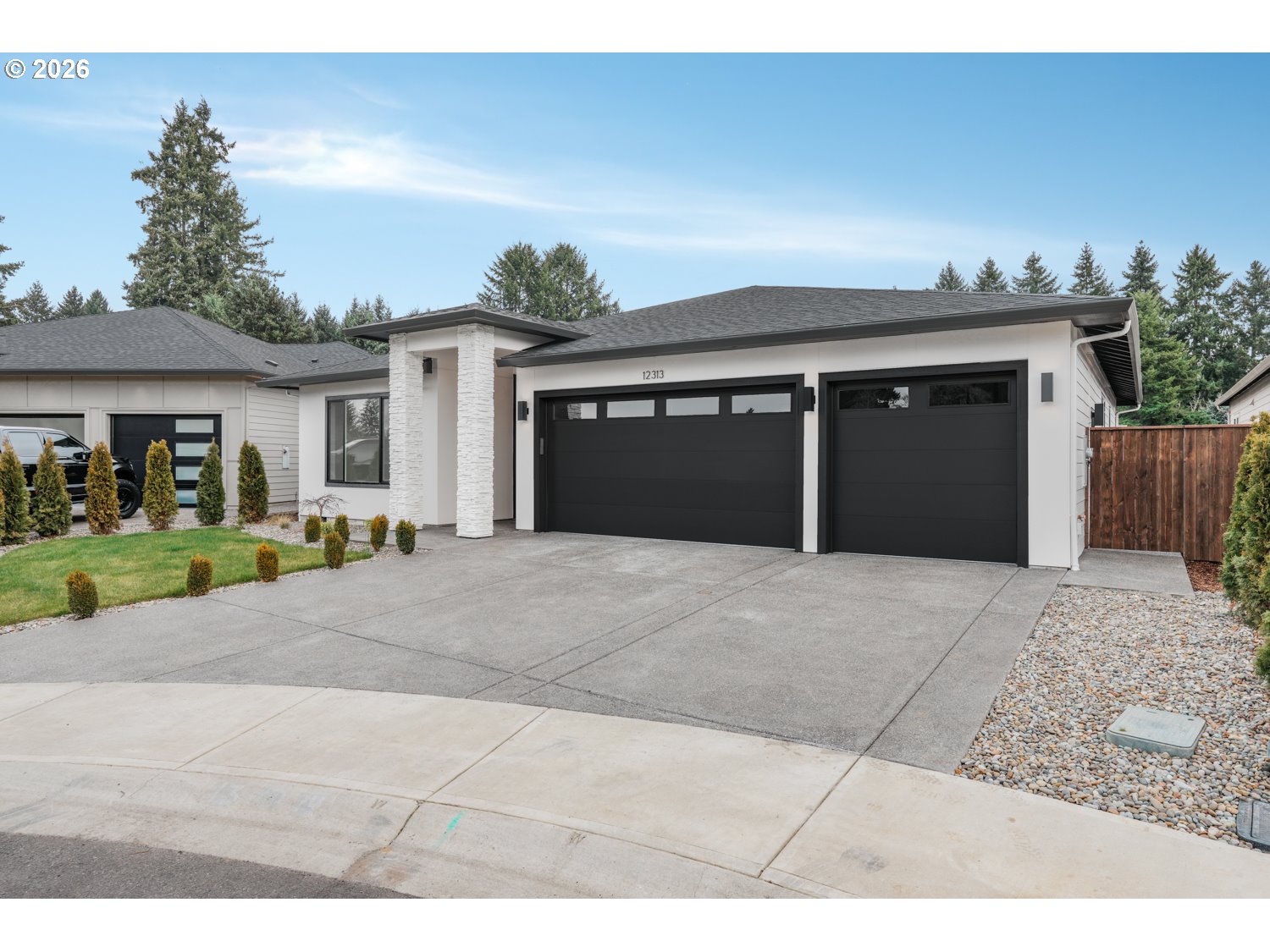 12313 Ne 66th Ct Property Photo 3